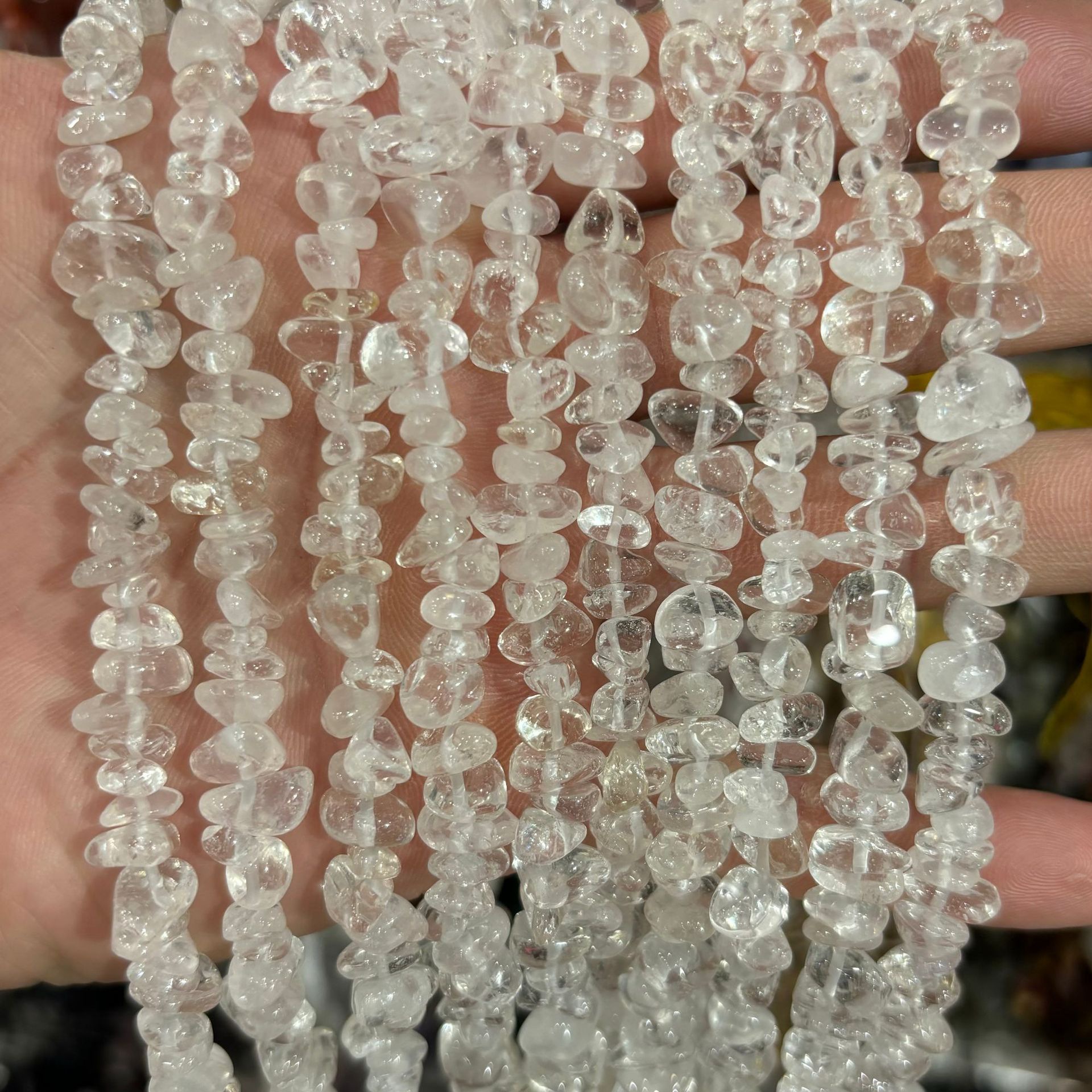 24:White crystal