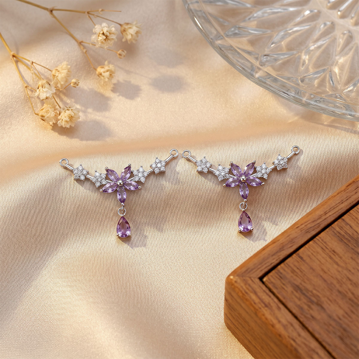 2:Xl6102 purple five-petal flower pendant silver
