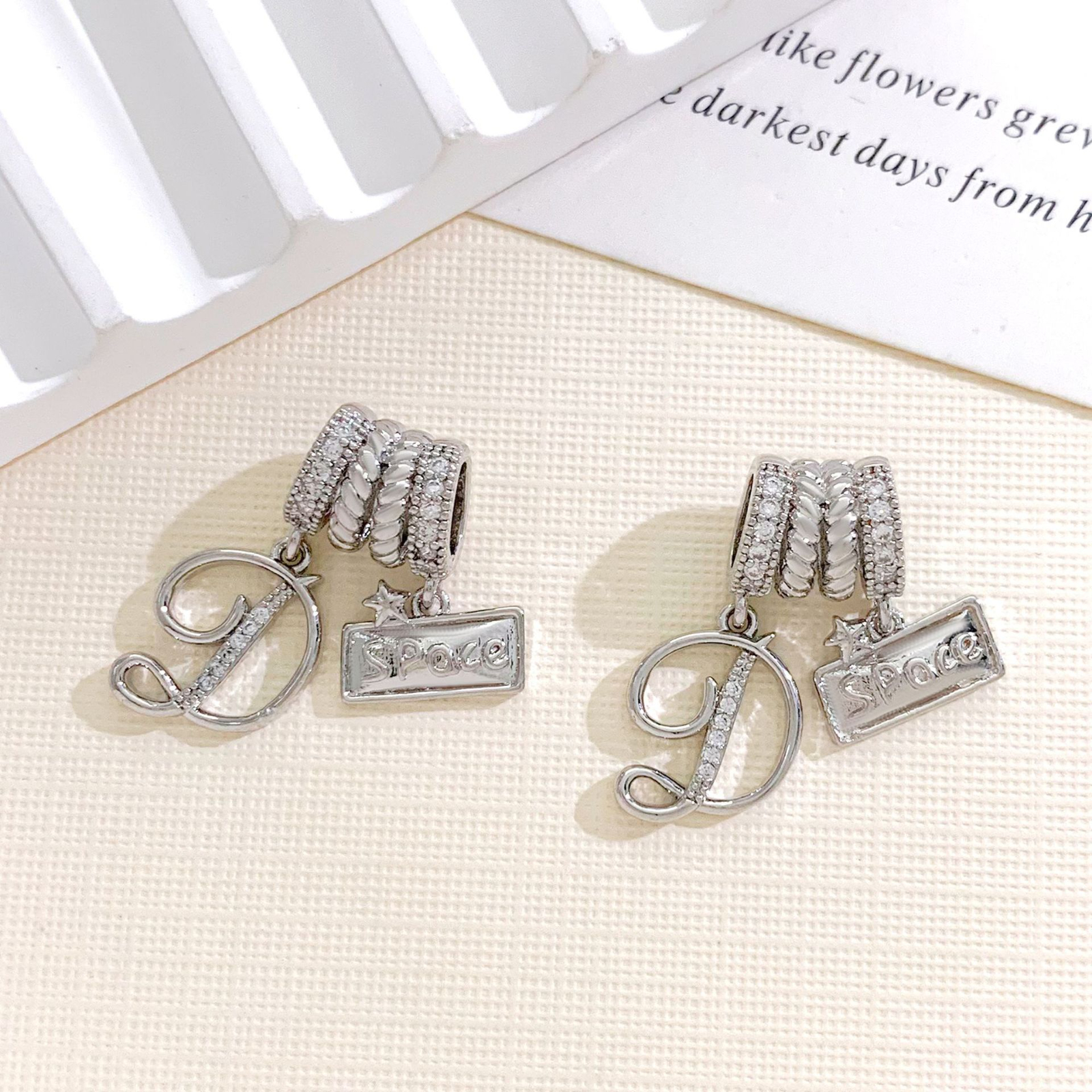 Xl4442 star brand letter d combination pendant sil