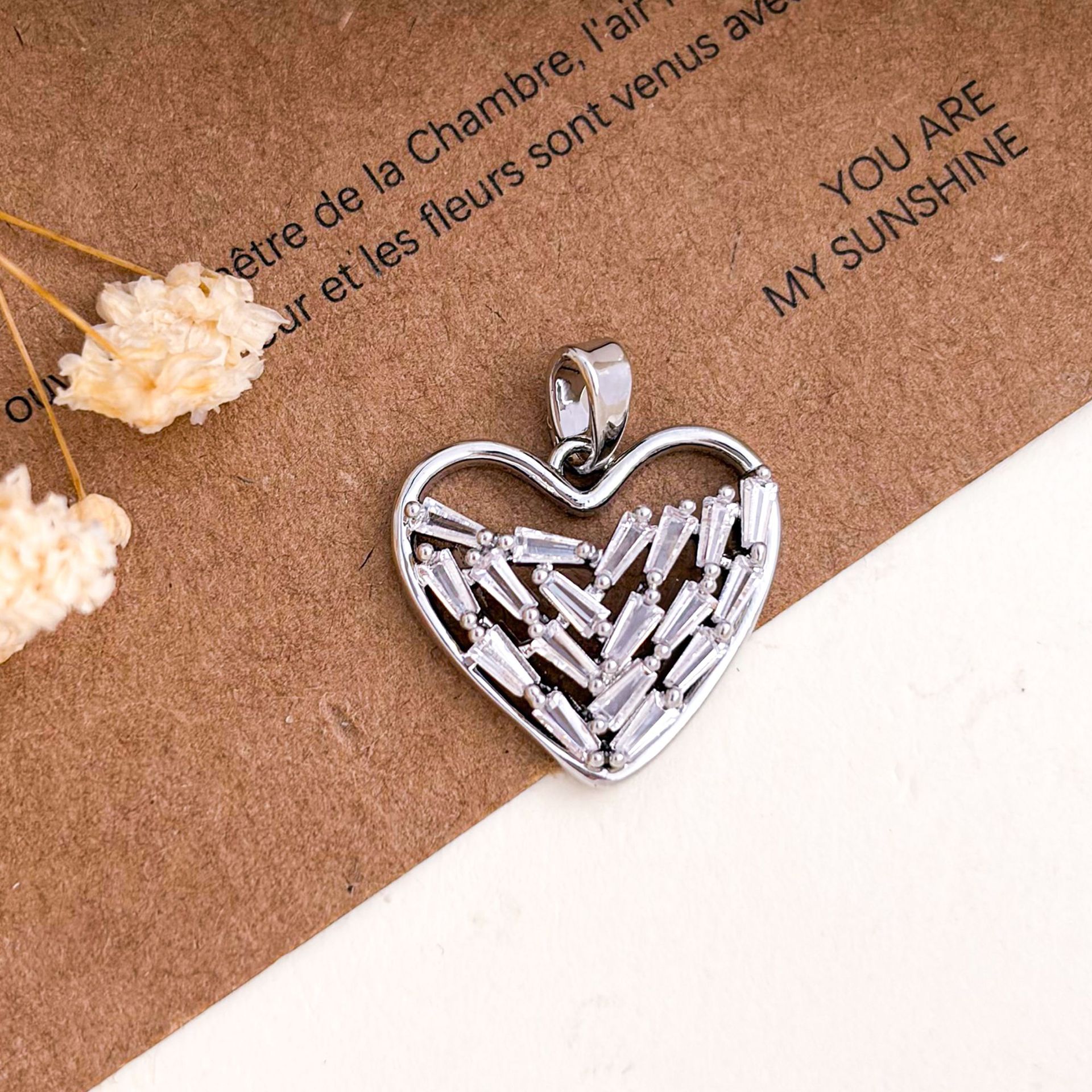 5:Xl5706 love pendant silver