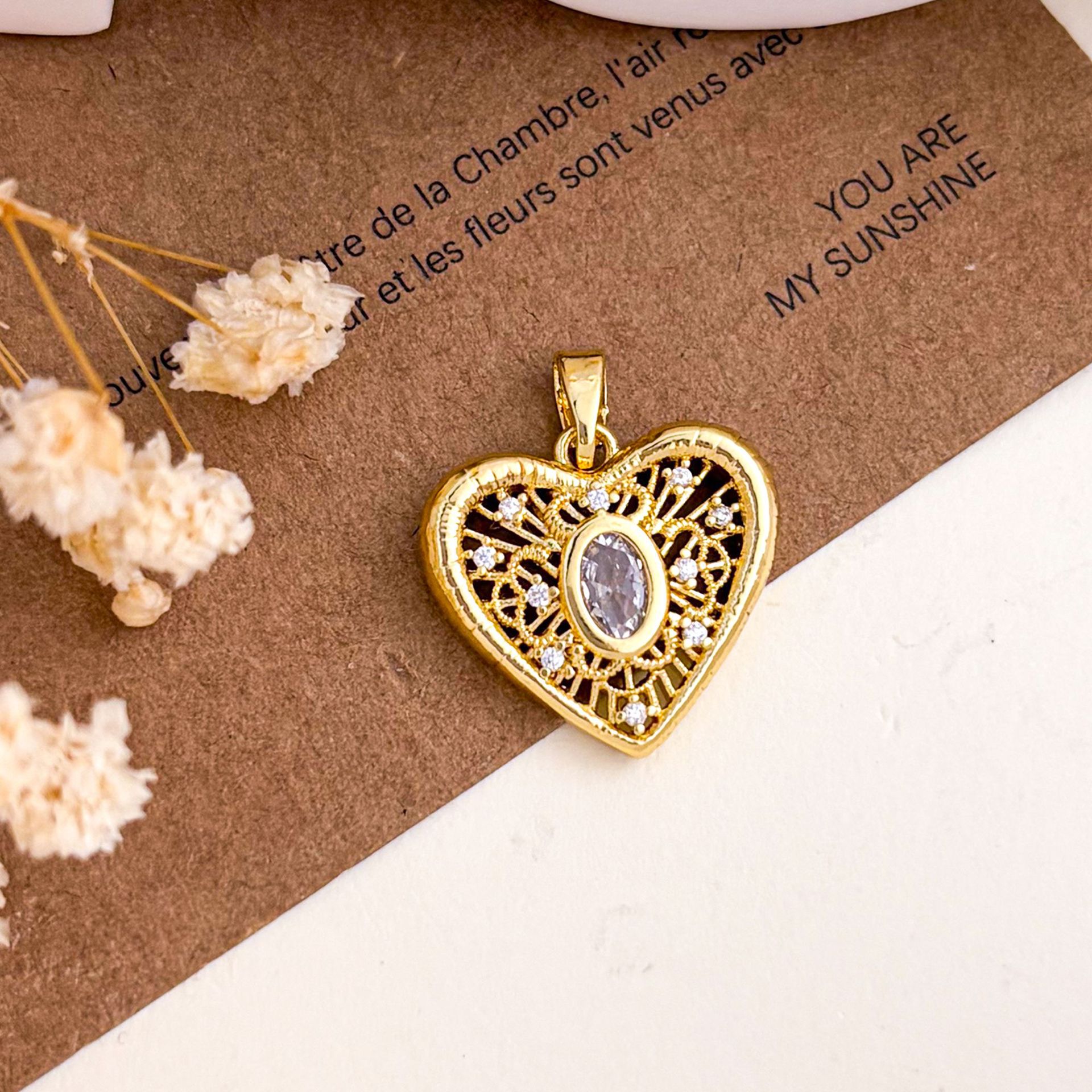 9:Xl5732 flower love pendant gold