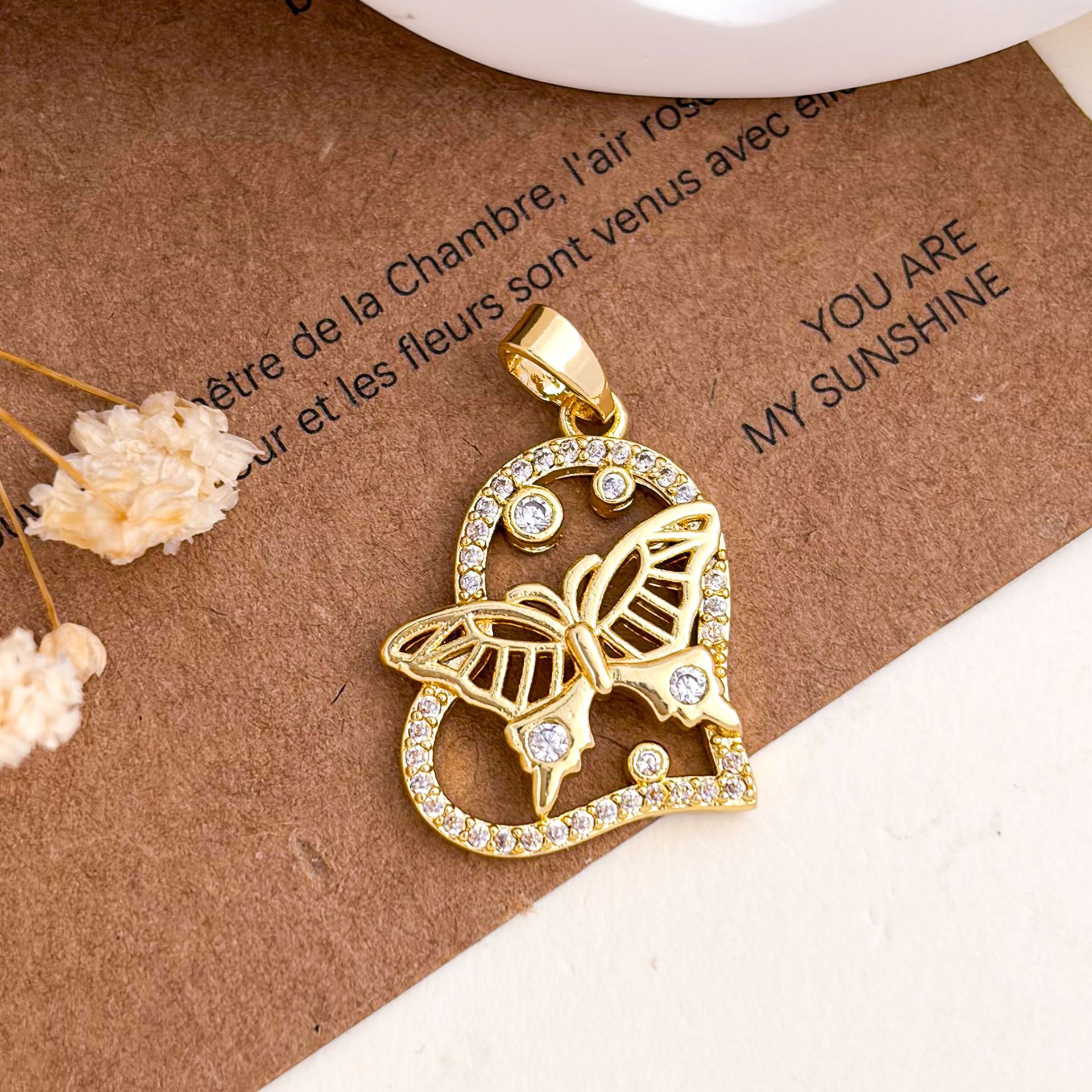 11:Xl5737 butterfly love pendant gold