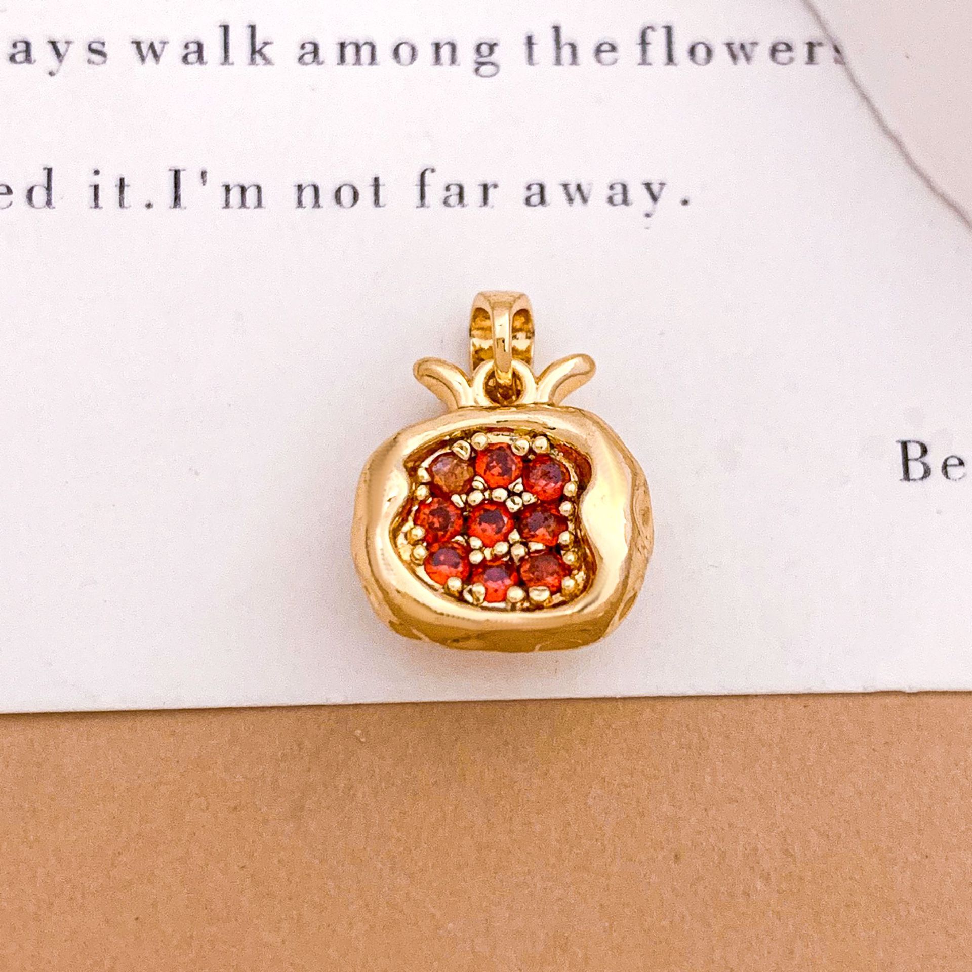 1:Xl5500 pomegranate pendant gold