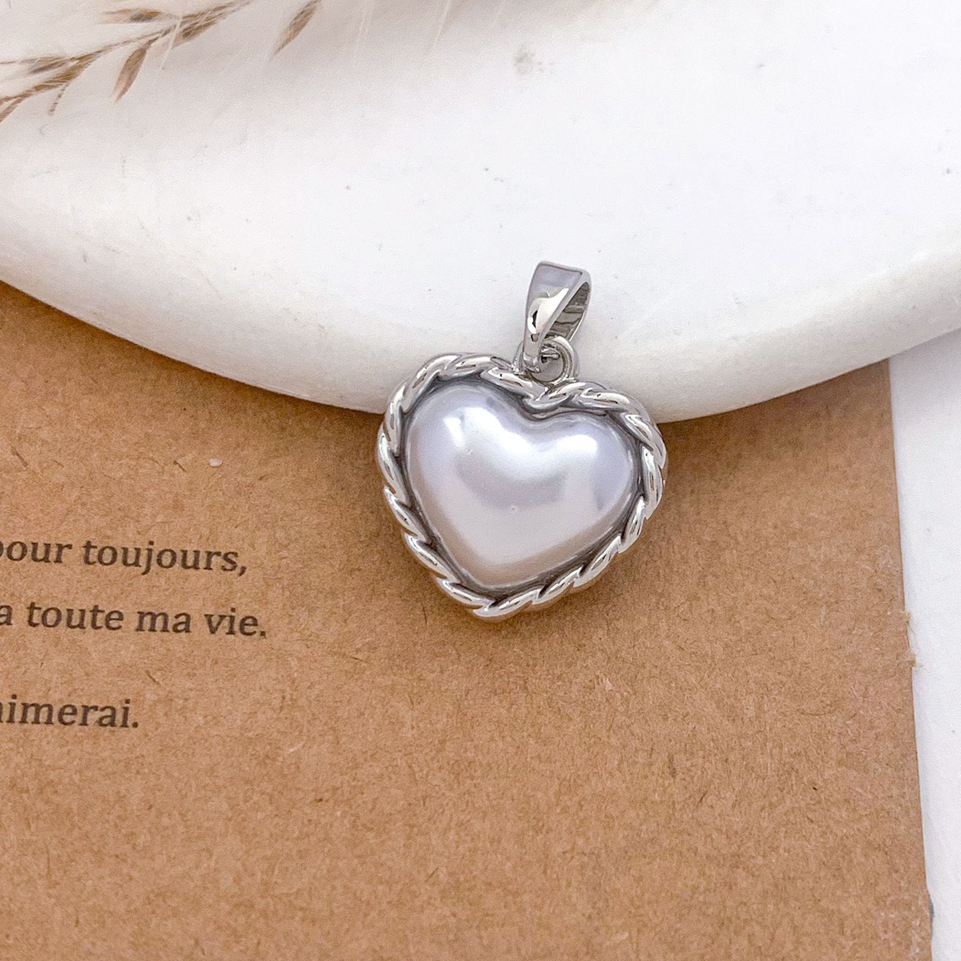 3:Xl623 braided love pendant silver