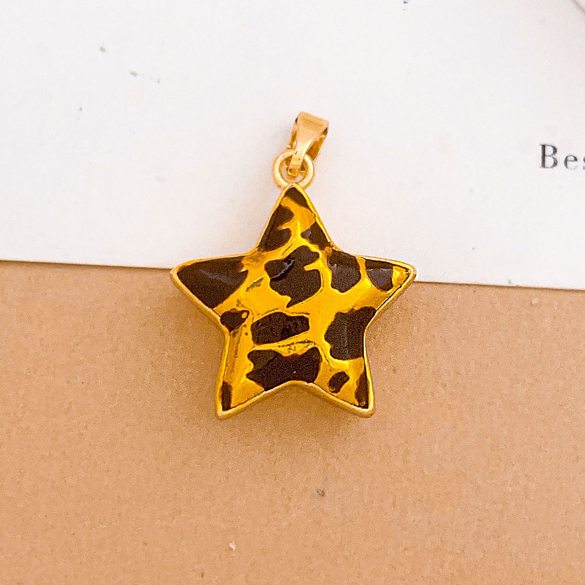 1:Xl5206 leopard print five-pointed star pendant gold