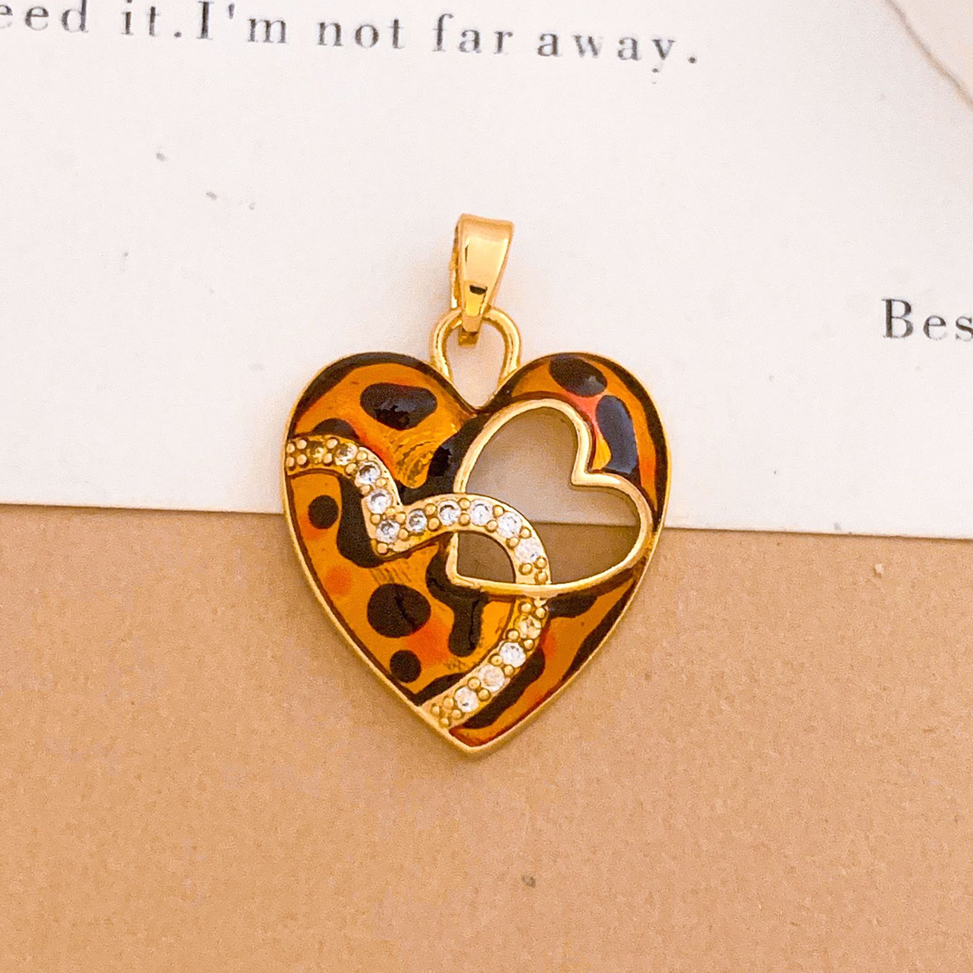 4:Xl5223 hollow leopard print love pendant gold