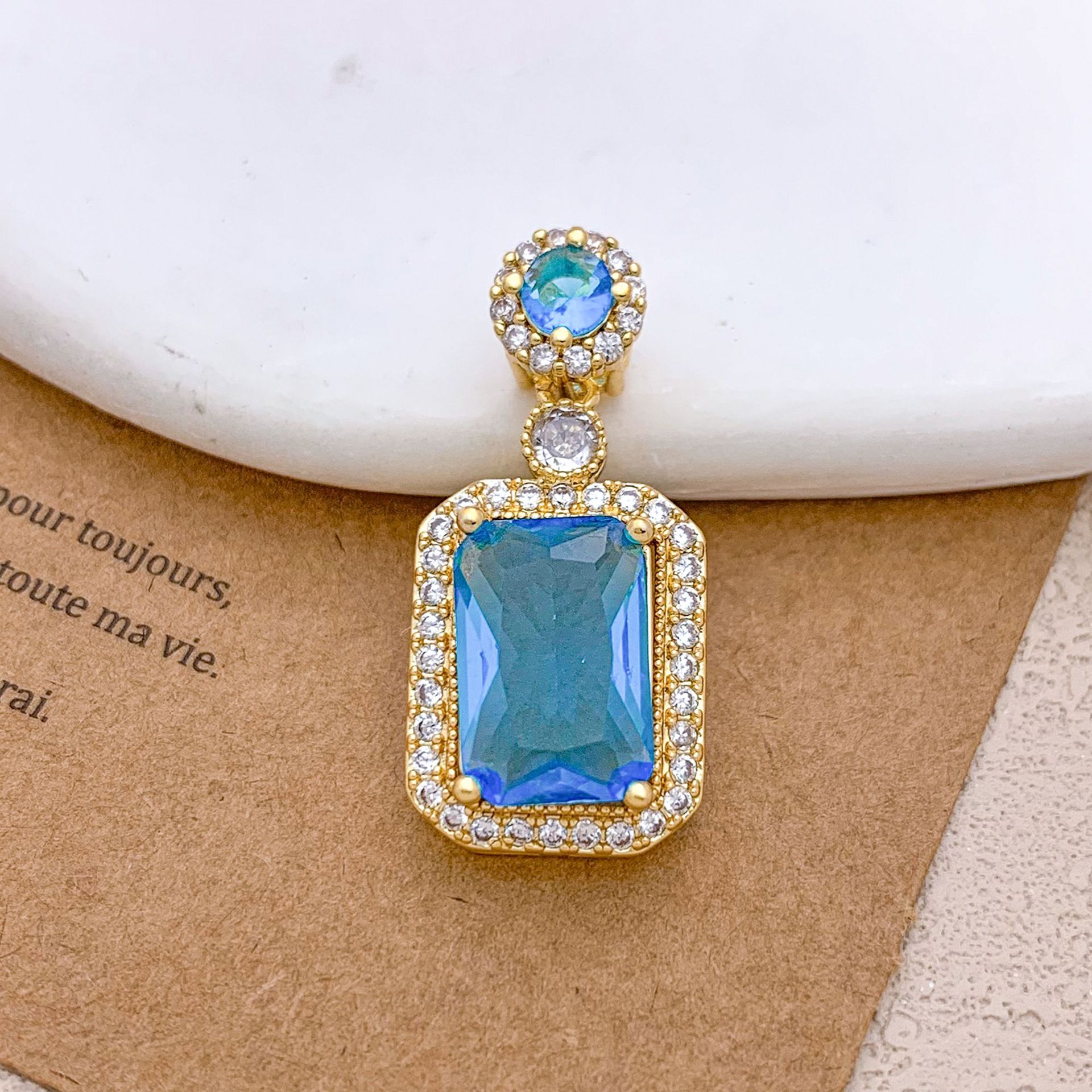 Xl123 sky blue rectangular pendant gold