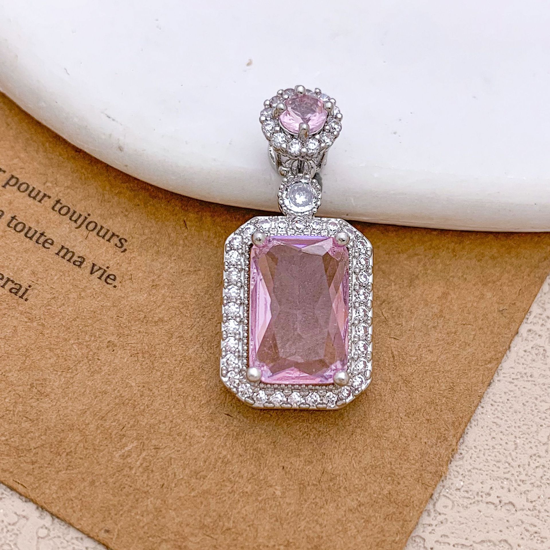 Xl123 pink rectangular pendant silver