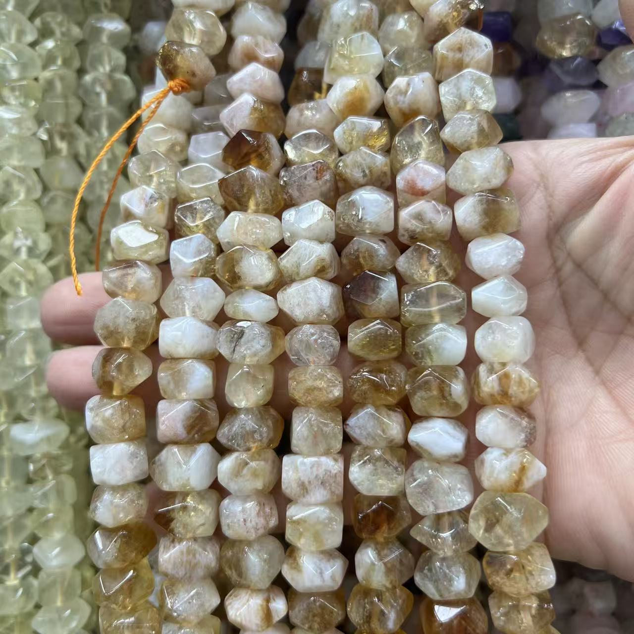 14:Citrine