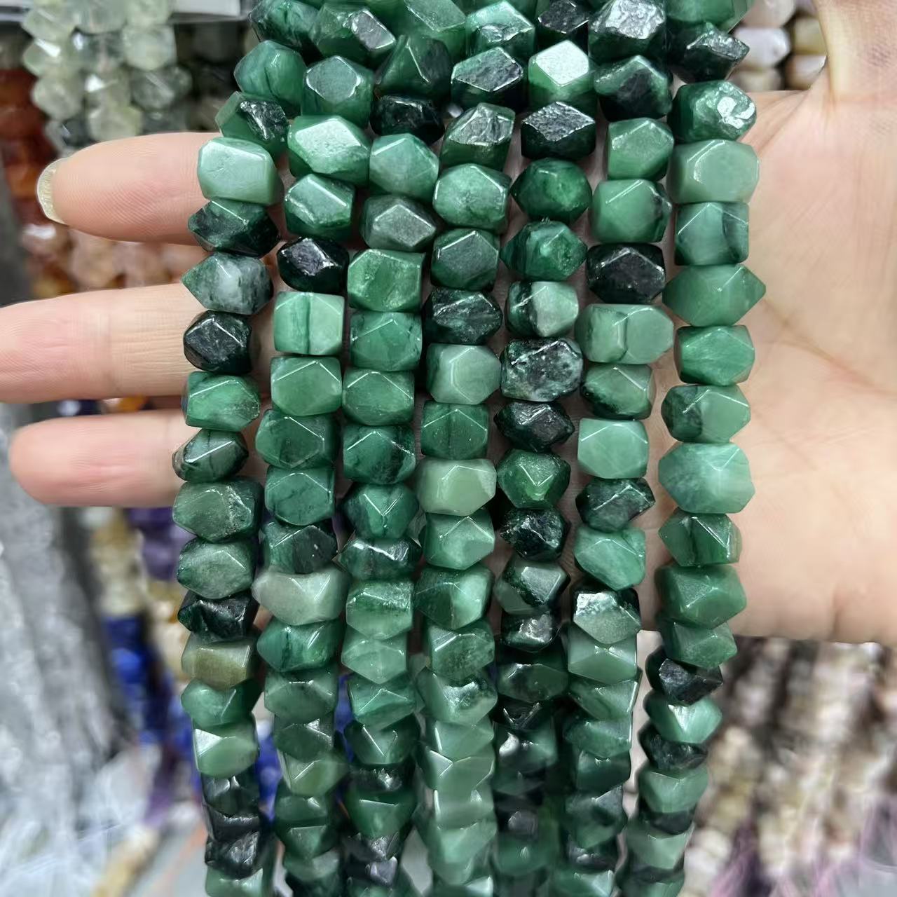 35:Green mica
