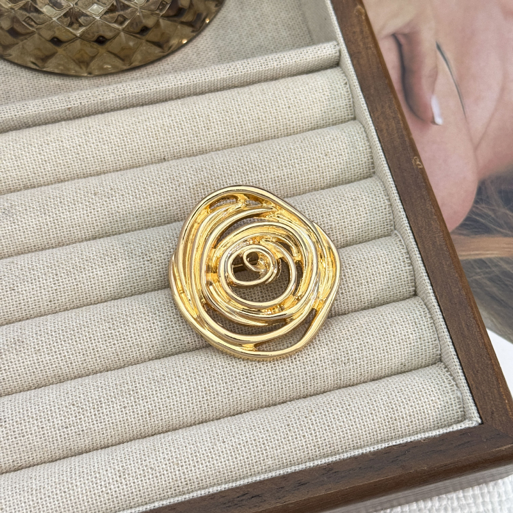 Irregular thread brooch - gold