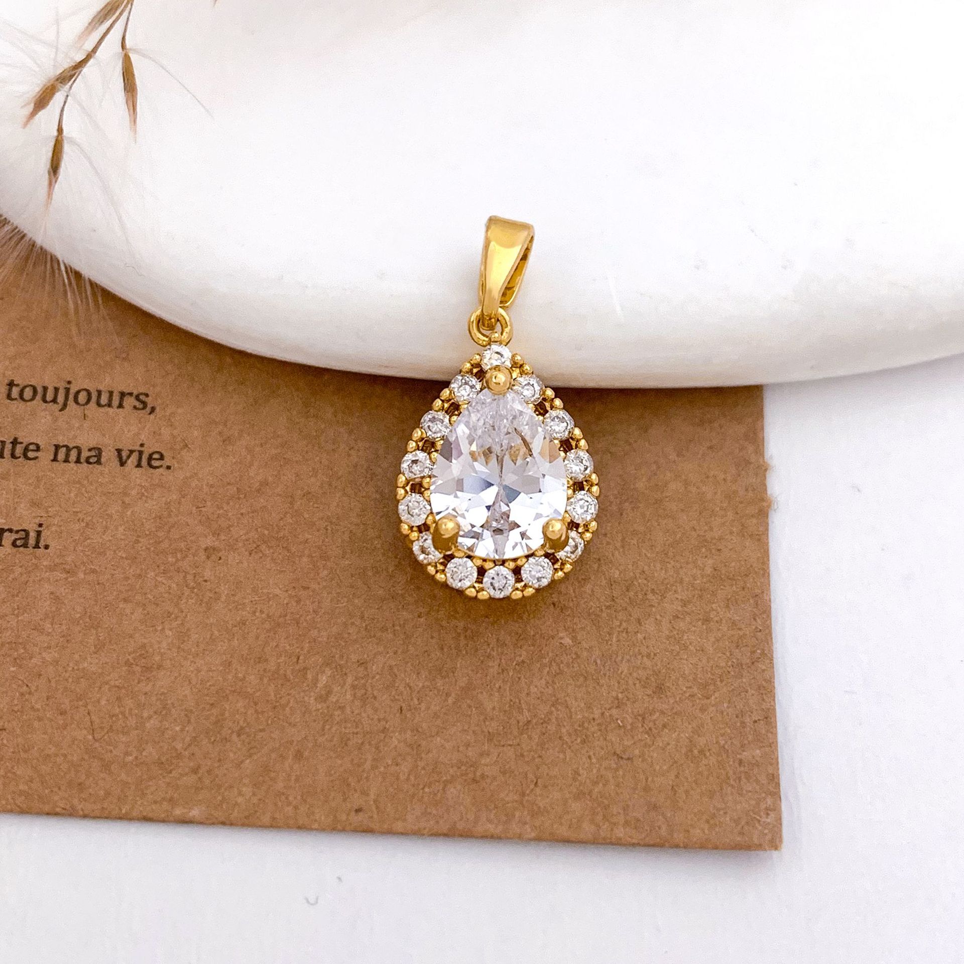 8:Xl2955 small water drop pendant gold