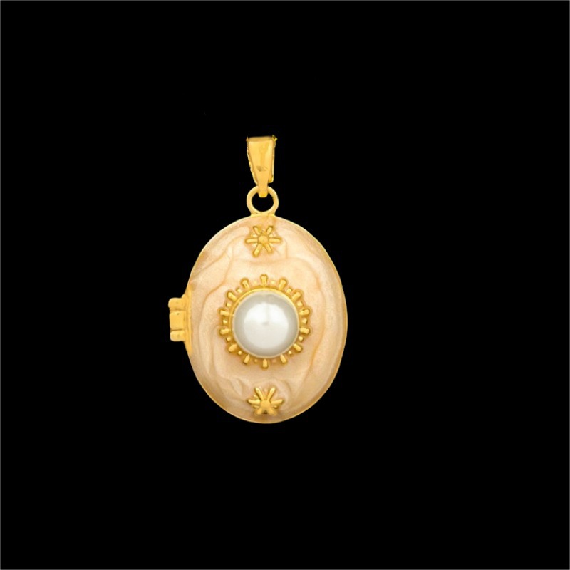 Xl4541 star photo box pendant gold white