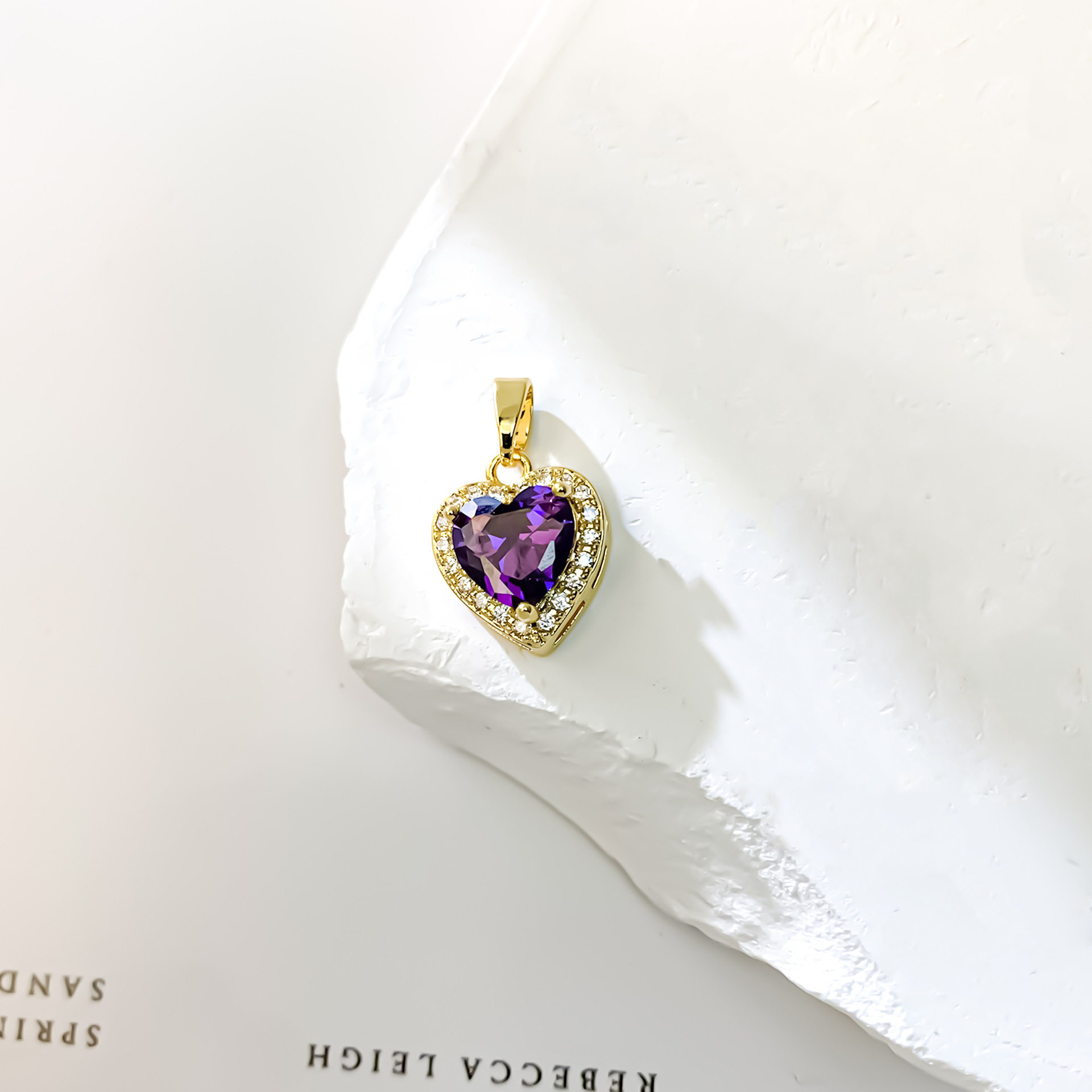 9:Xl727 purple love pendant gold