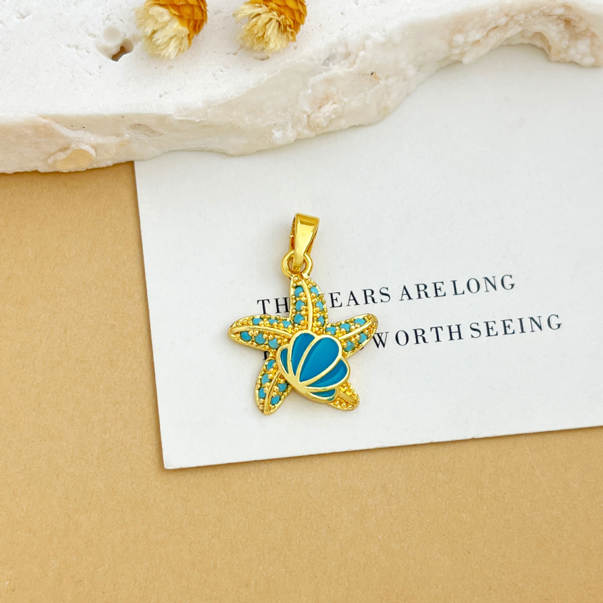2:Xl4384 shell starfish pendant gold blue