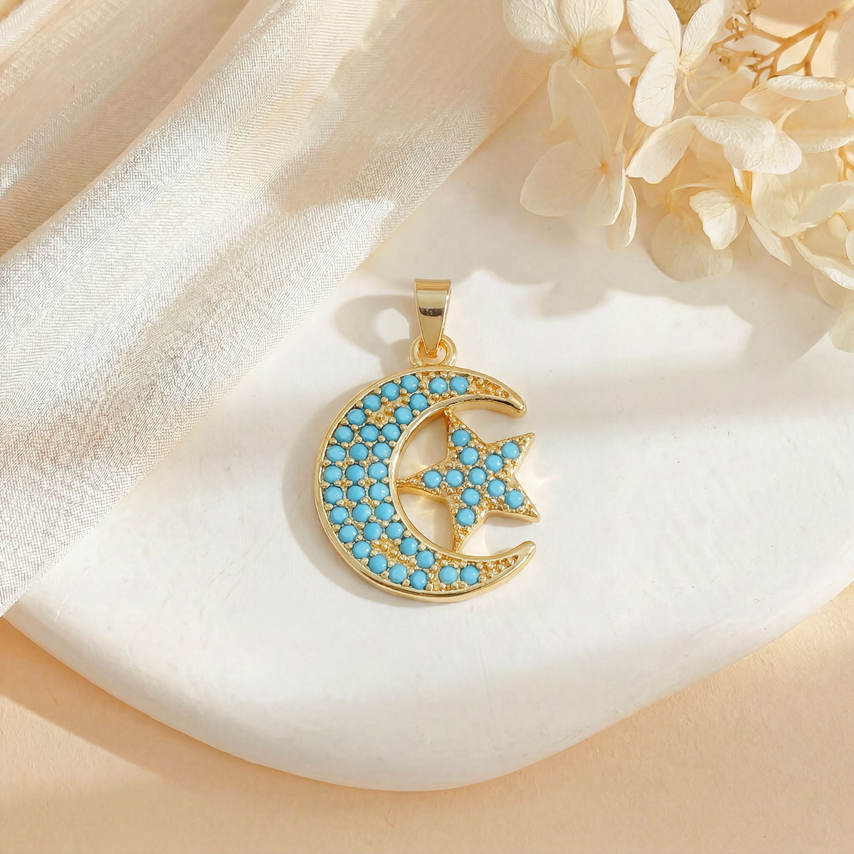 Xl3493 moon pentagram pendant gold