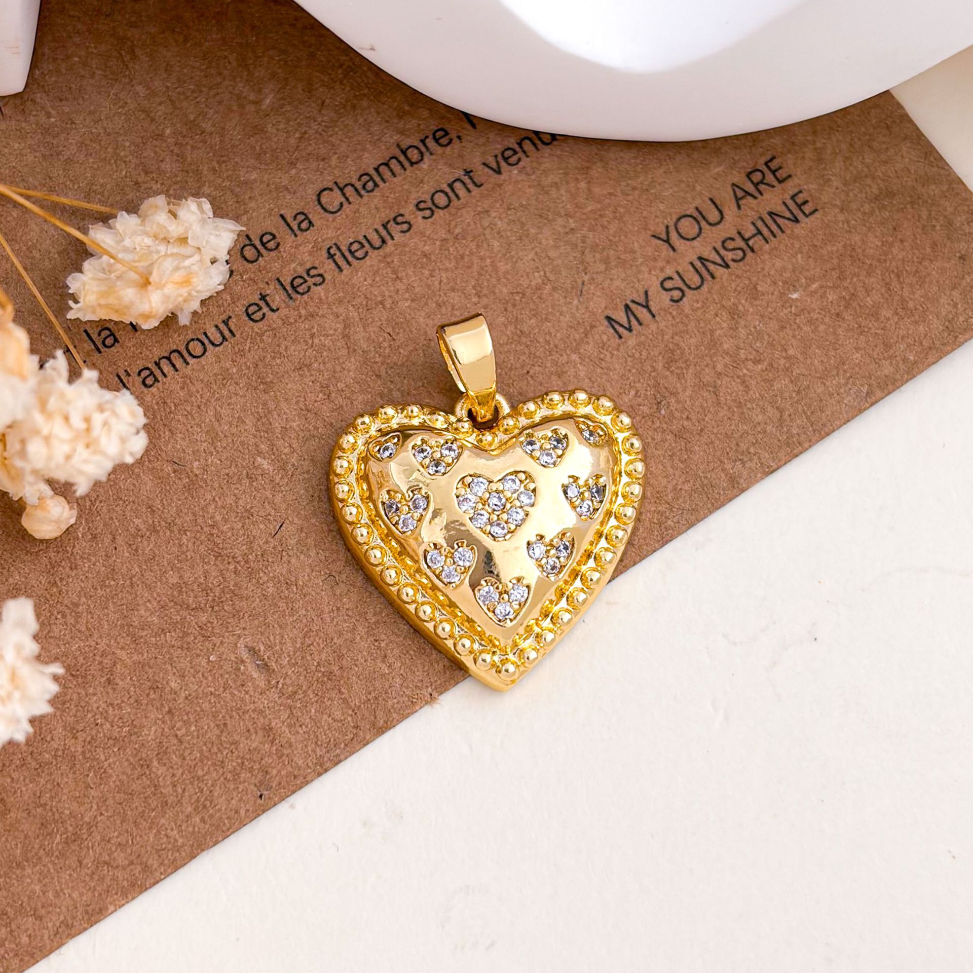 7:Xl5748 full love pendant gold