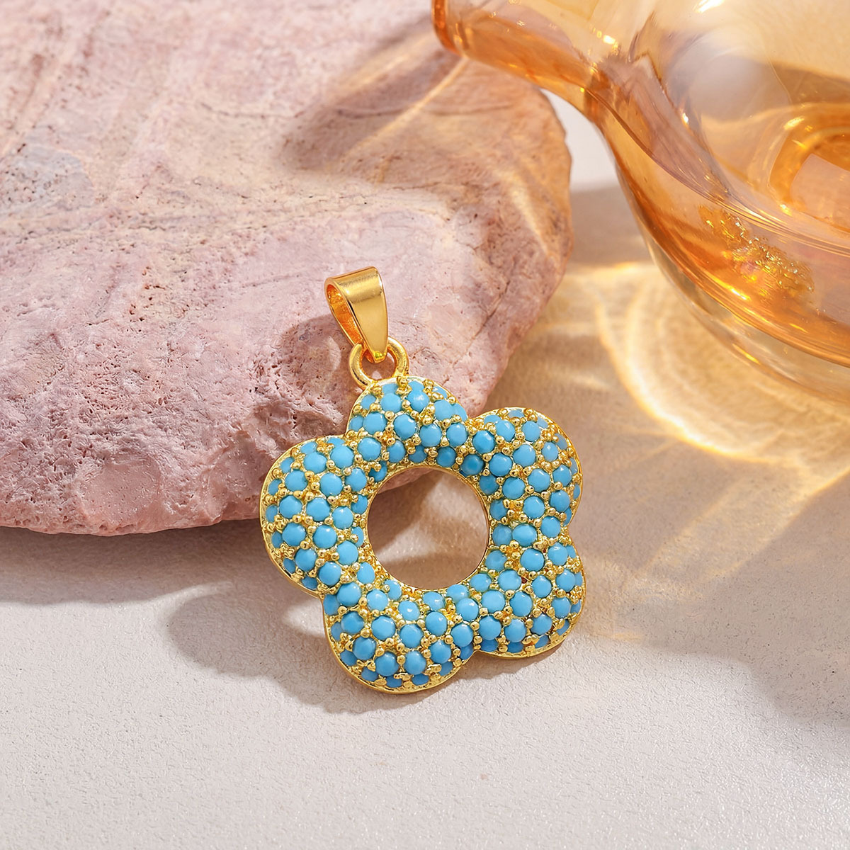 17:Xl4061 flower pendant gold
