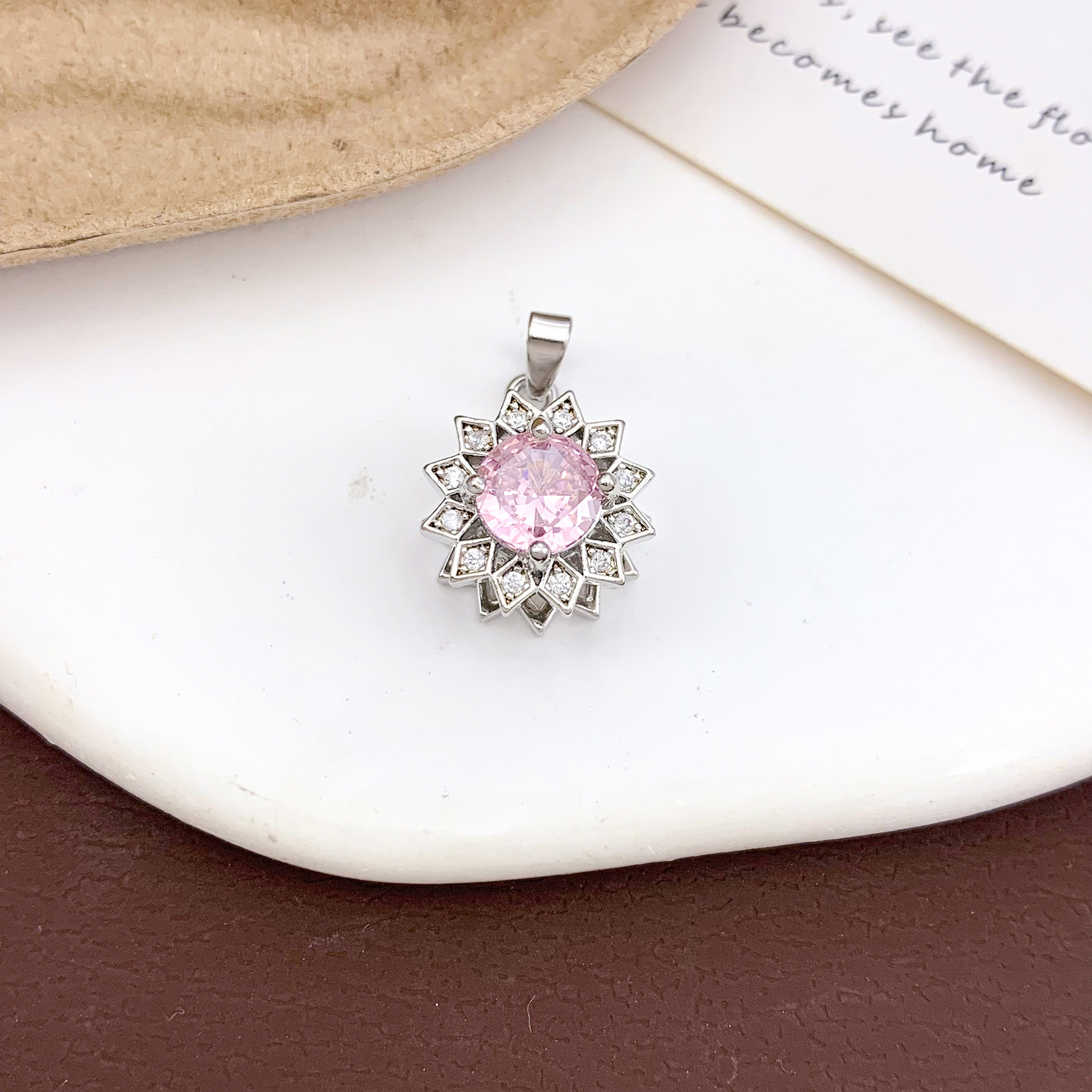 12:Xl912 rotating diamond pendant silver powder