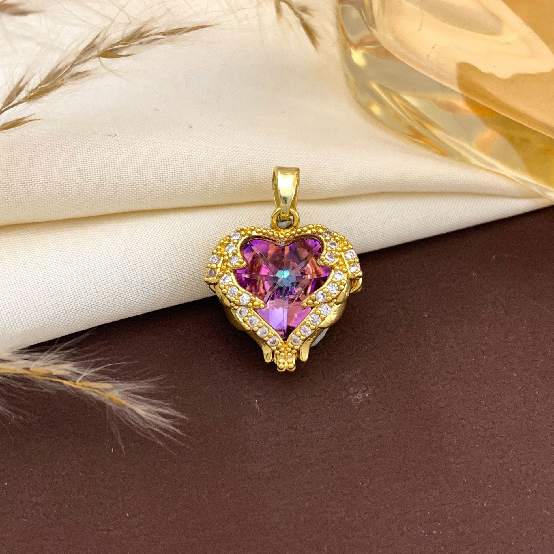 5:Xl138 colorful ocean heart pendant gold