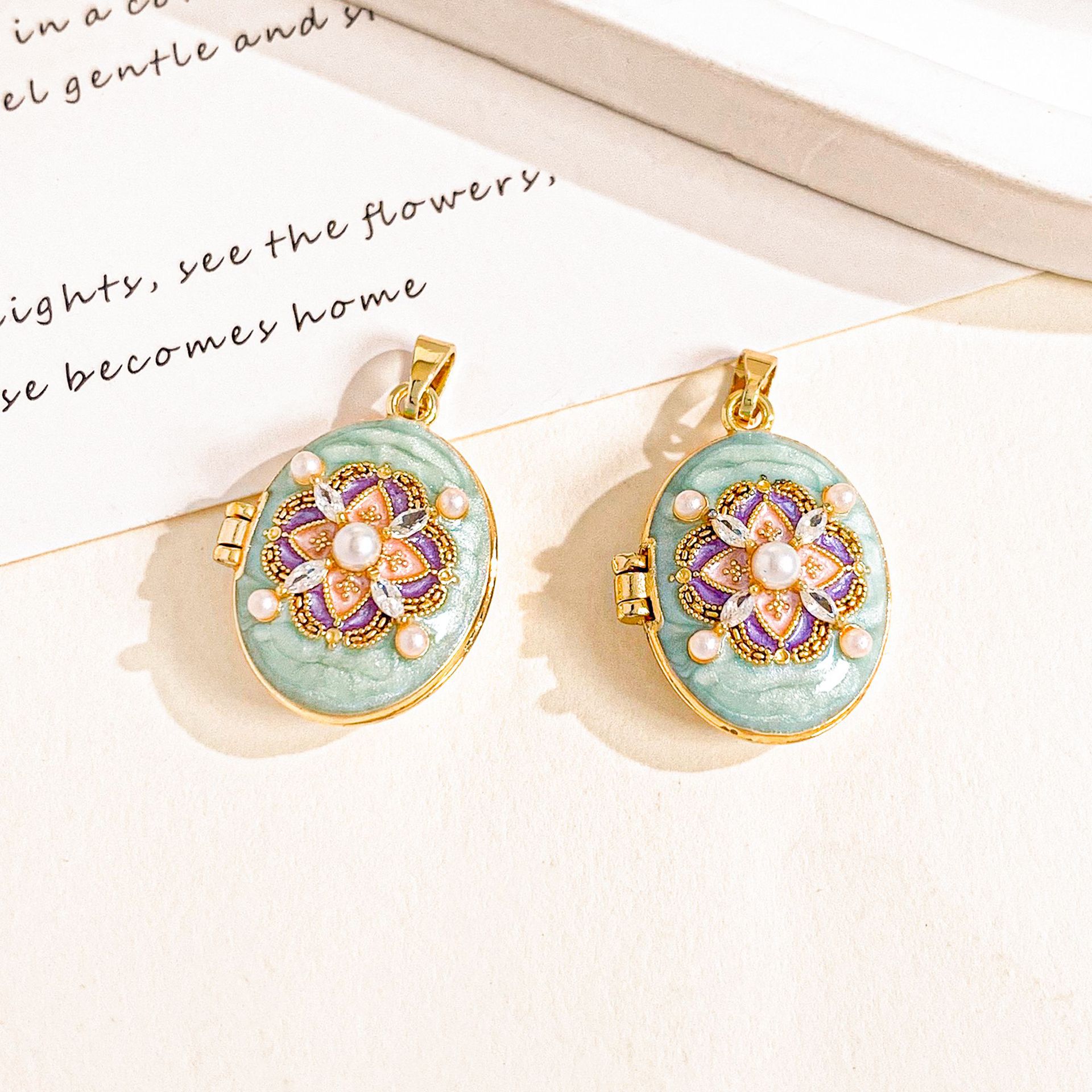 Xl4659 blooming flowers gold light blue photo clip