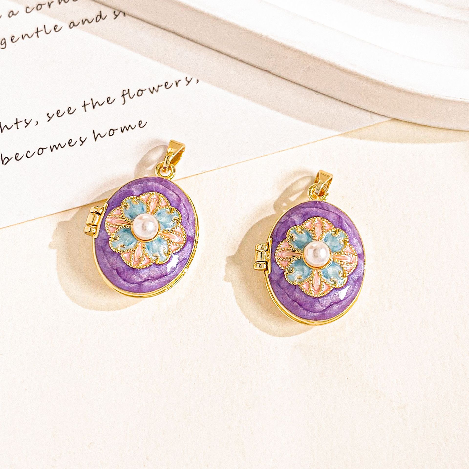 Xl4542 all the way with flowers, golden and purple