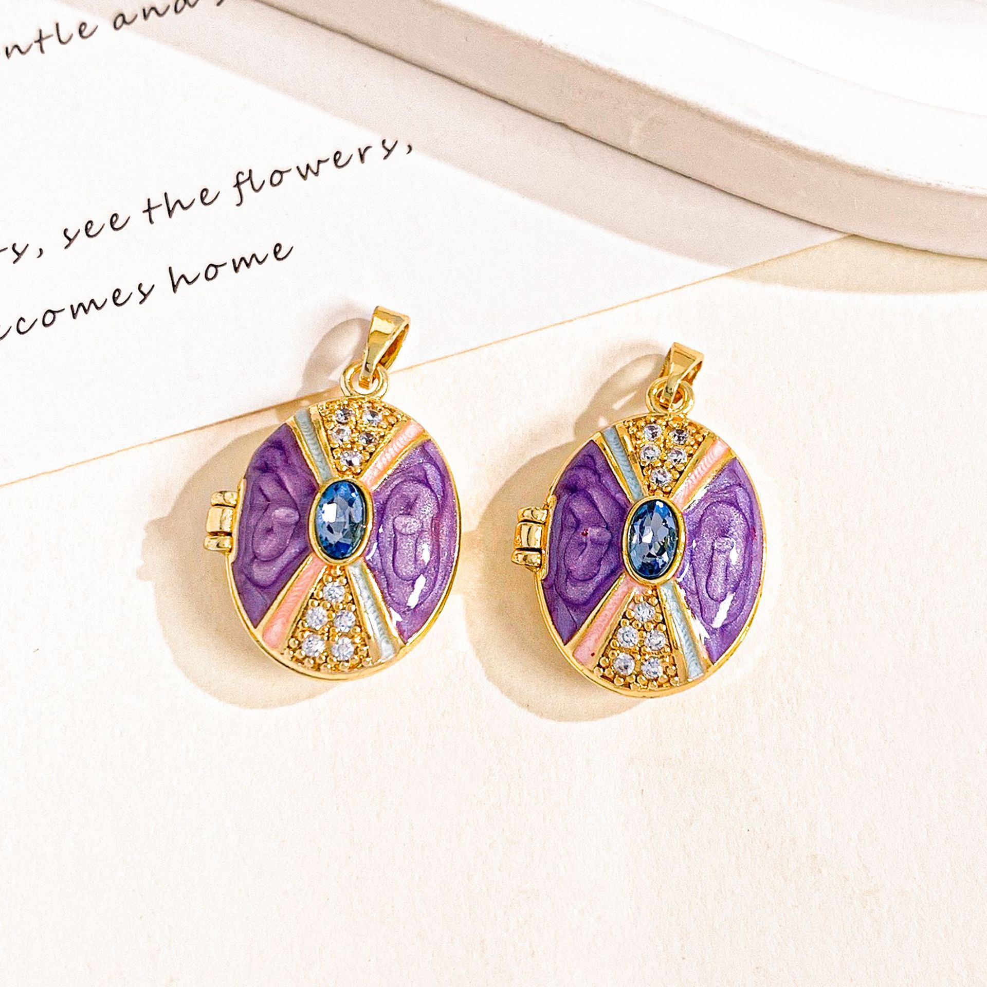 12:Xl4591 ribbon gold purple photo clip pendant can be opened