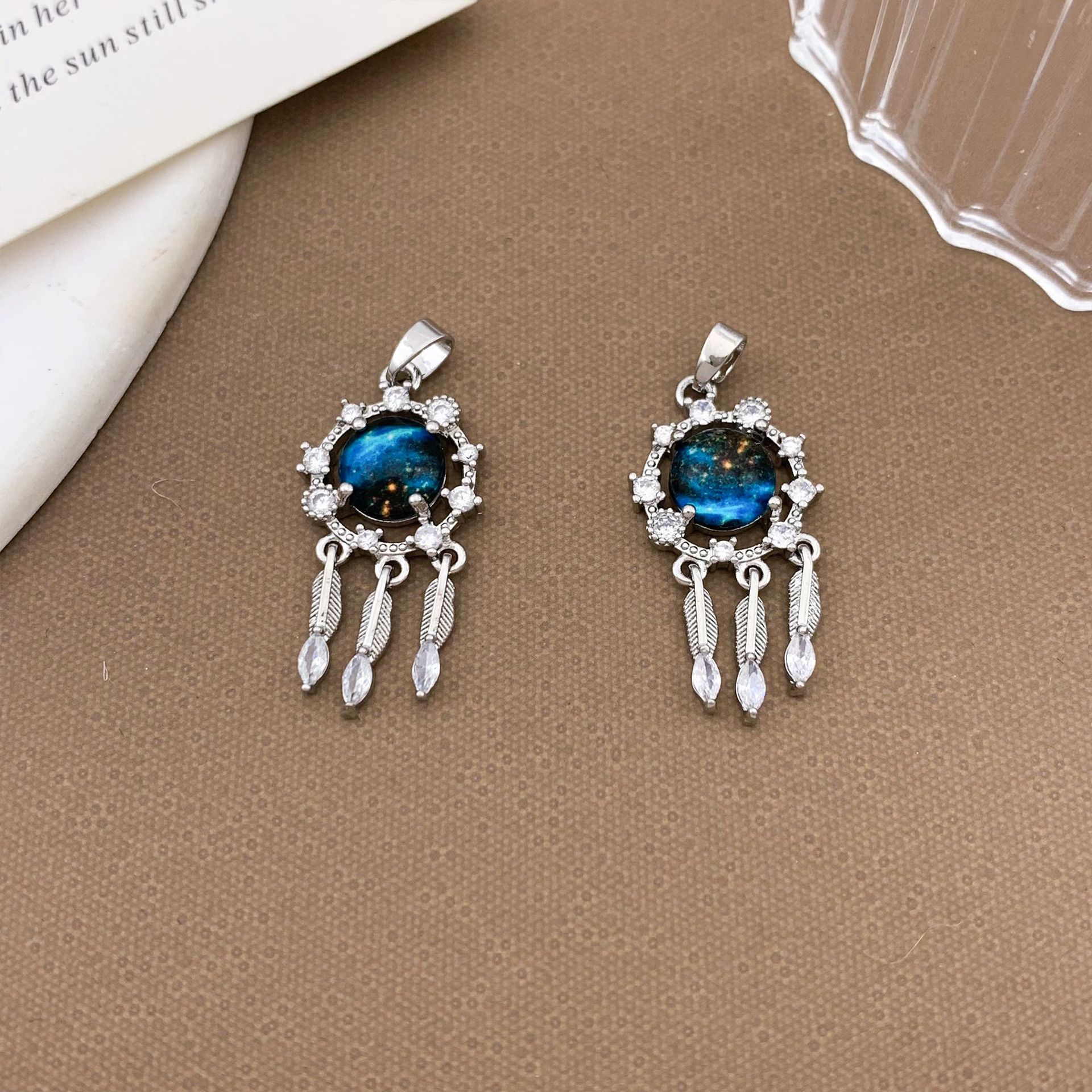 10:Xl1241 tassel planet pendant silver