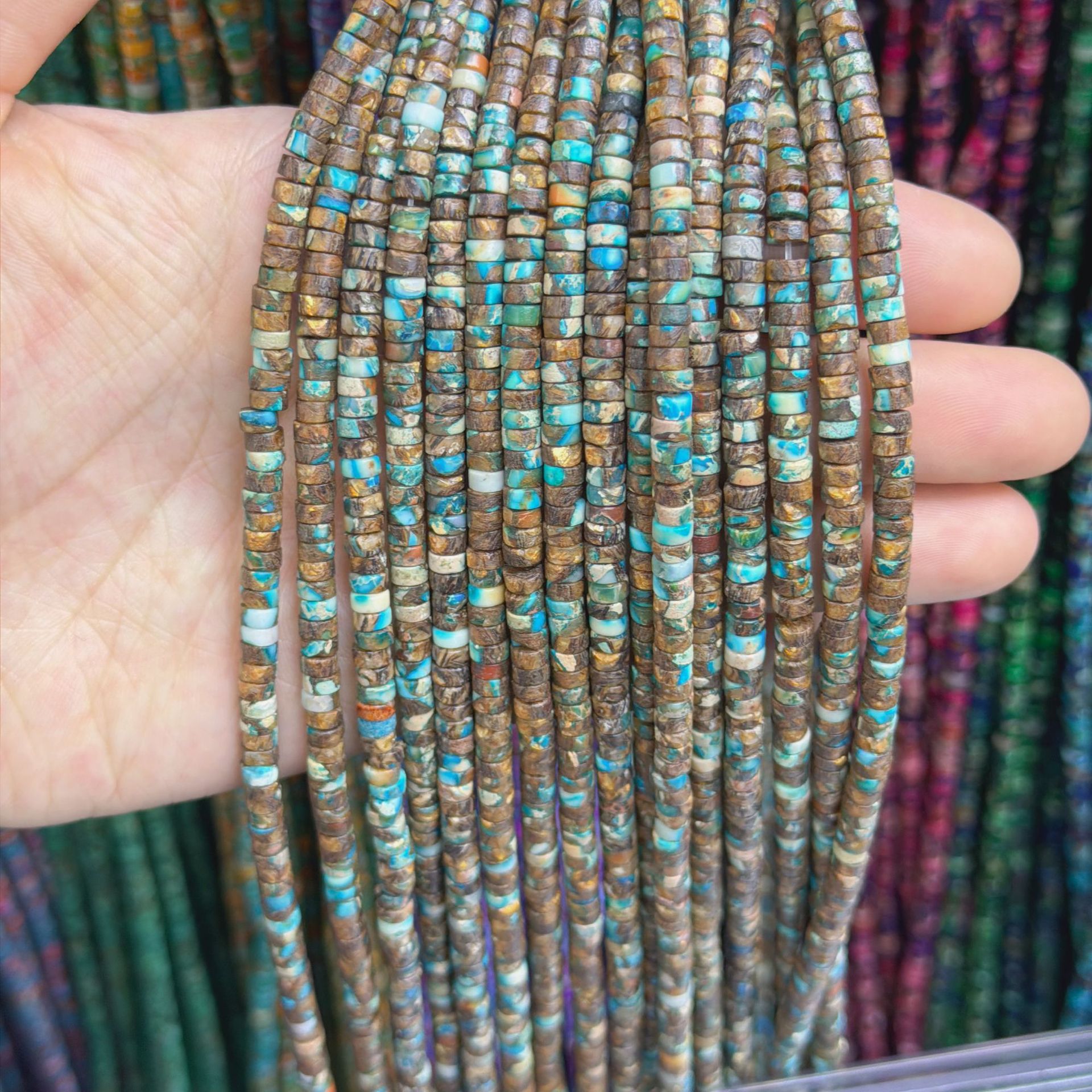 Coffee green 2*4mm
