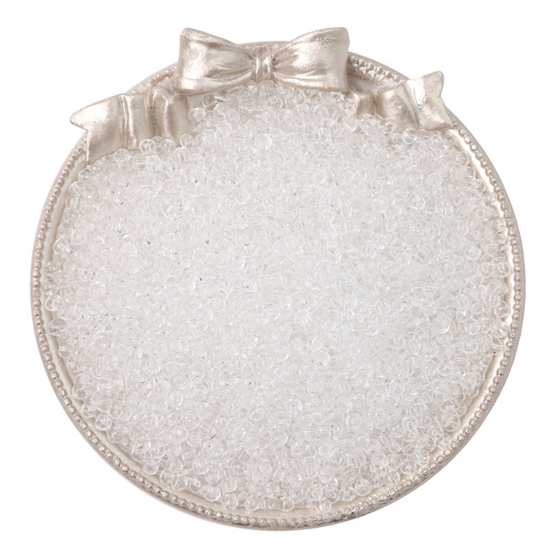 1:Transparent white