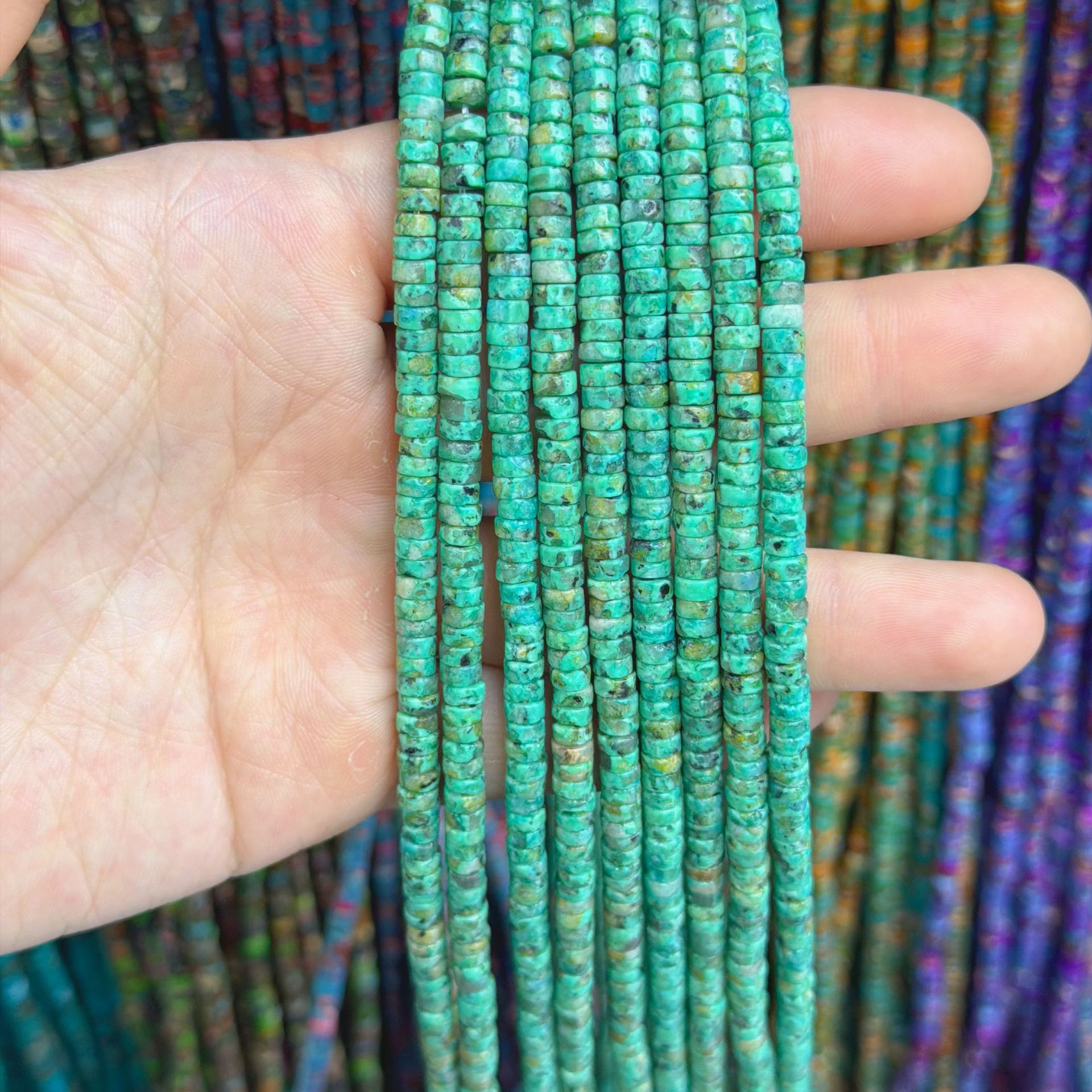 Light turquoise green 4*8mm