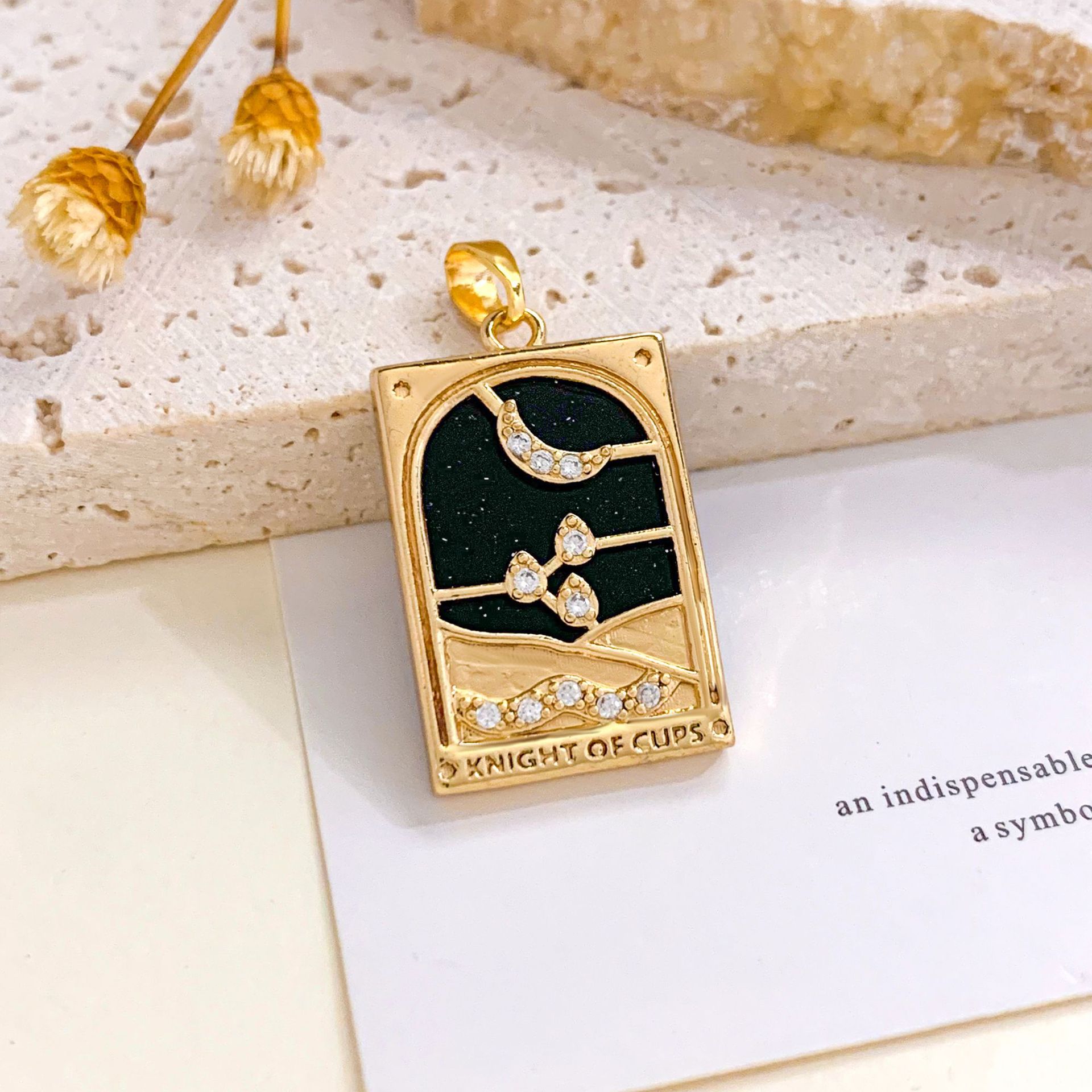 Xl2721 moon ocean tarot pendant gold