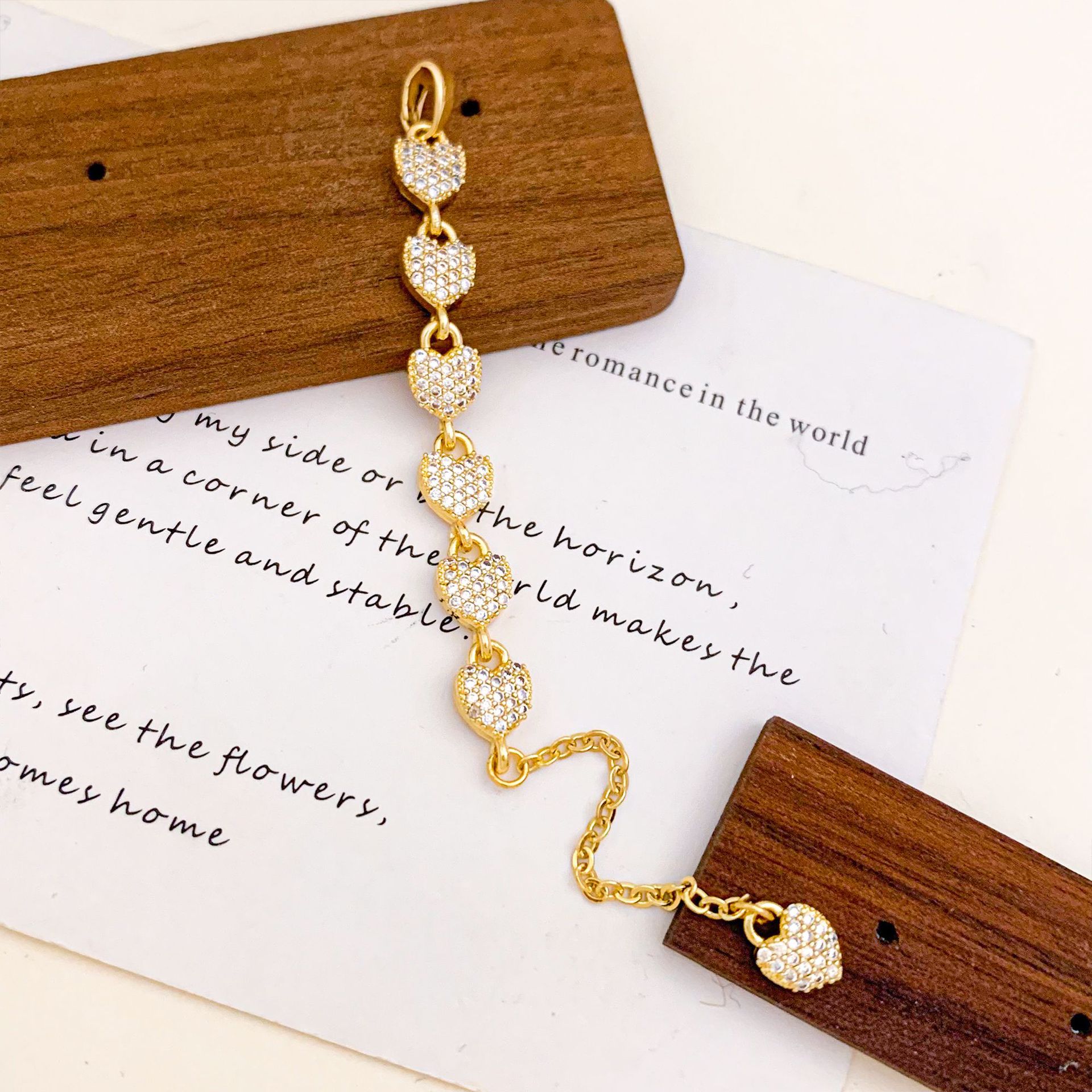 12:Xl5289 love tassel pendant gold