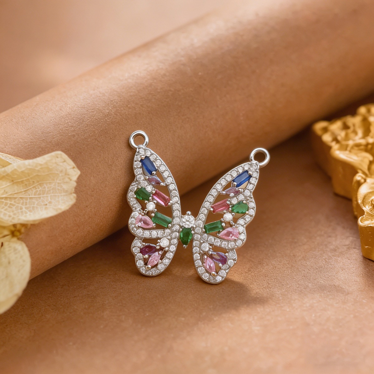 Xl3157 hollow colorful butterfly pendant silver