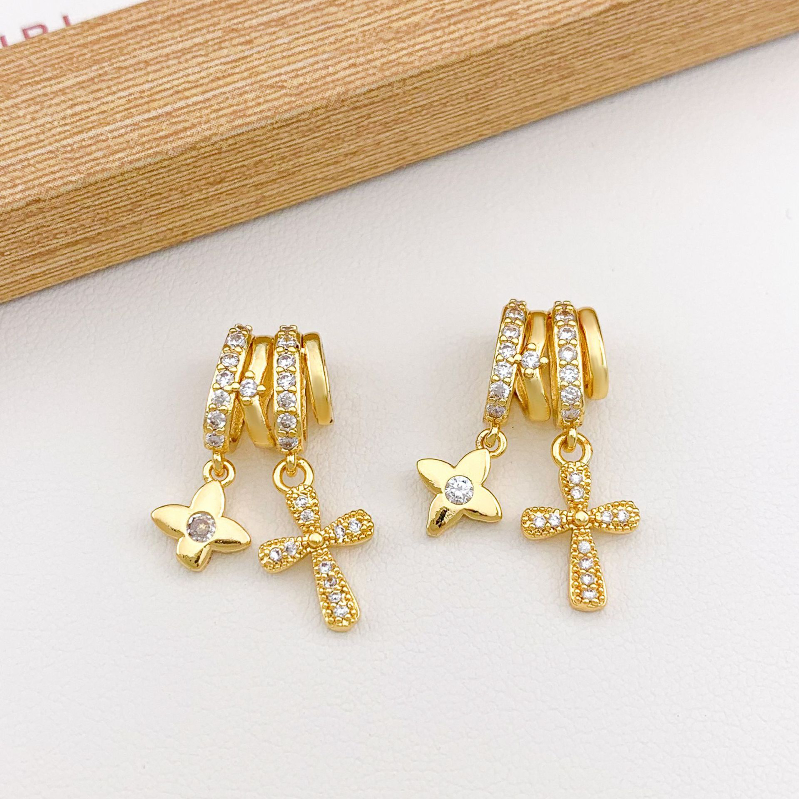 Xl4361 star cross combination pendant gold