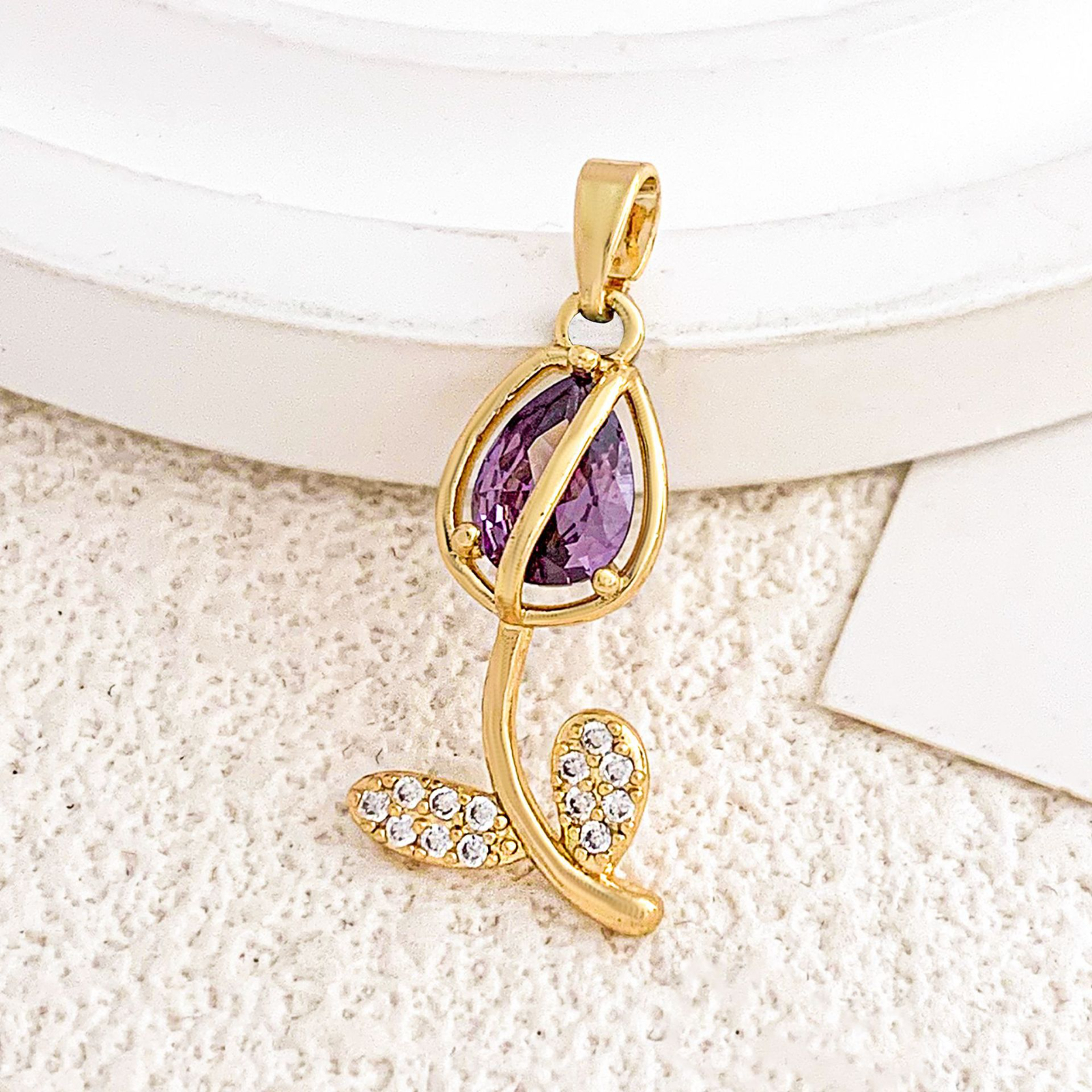 Xl2385 purple tulip pendant gold