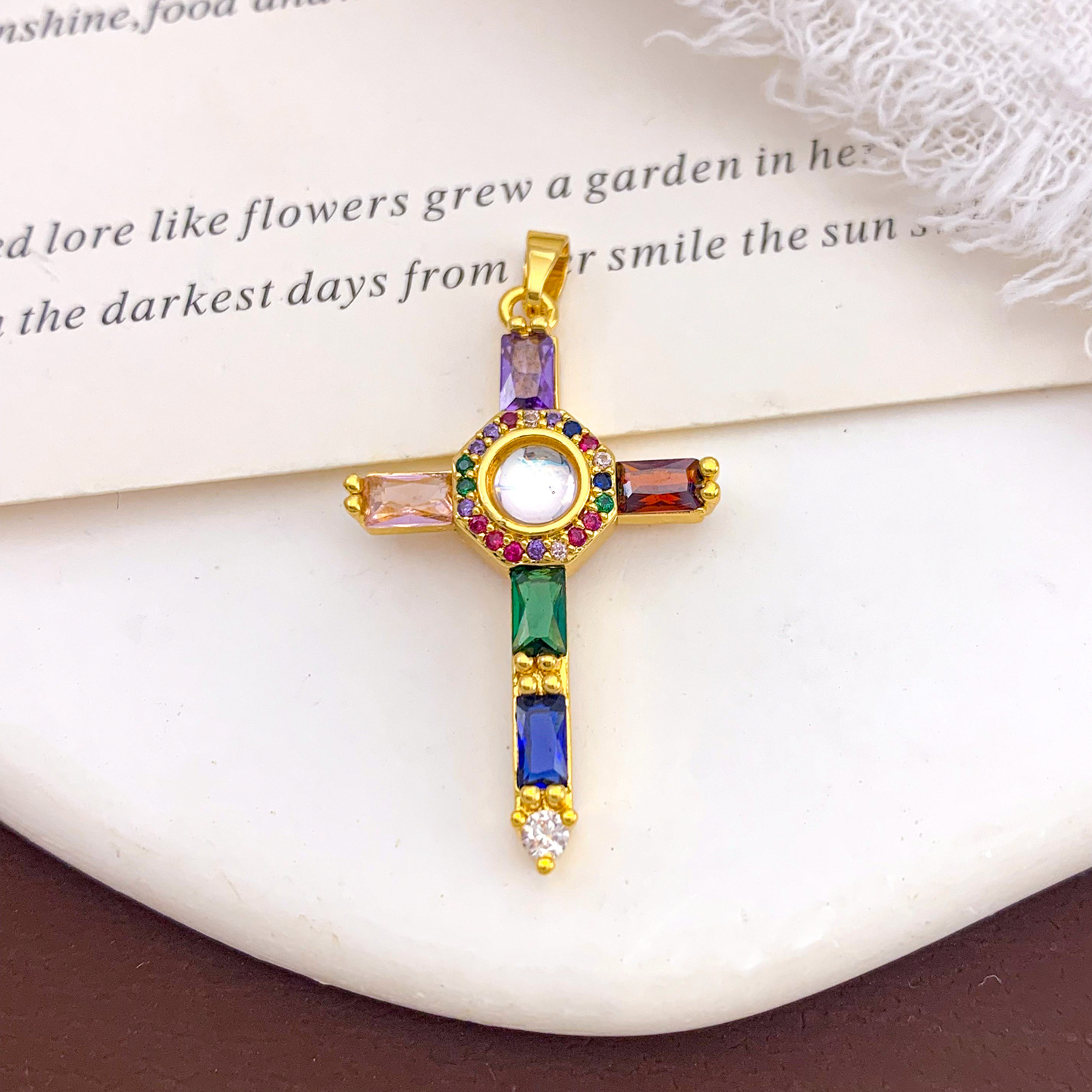 Xl497 round color cross pendant