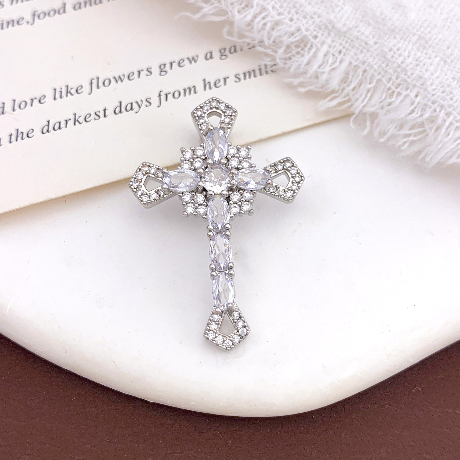 Xl495 cross pendant silver