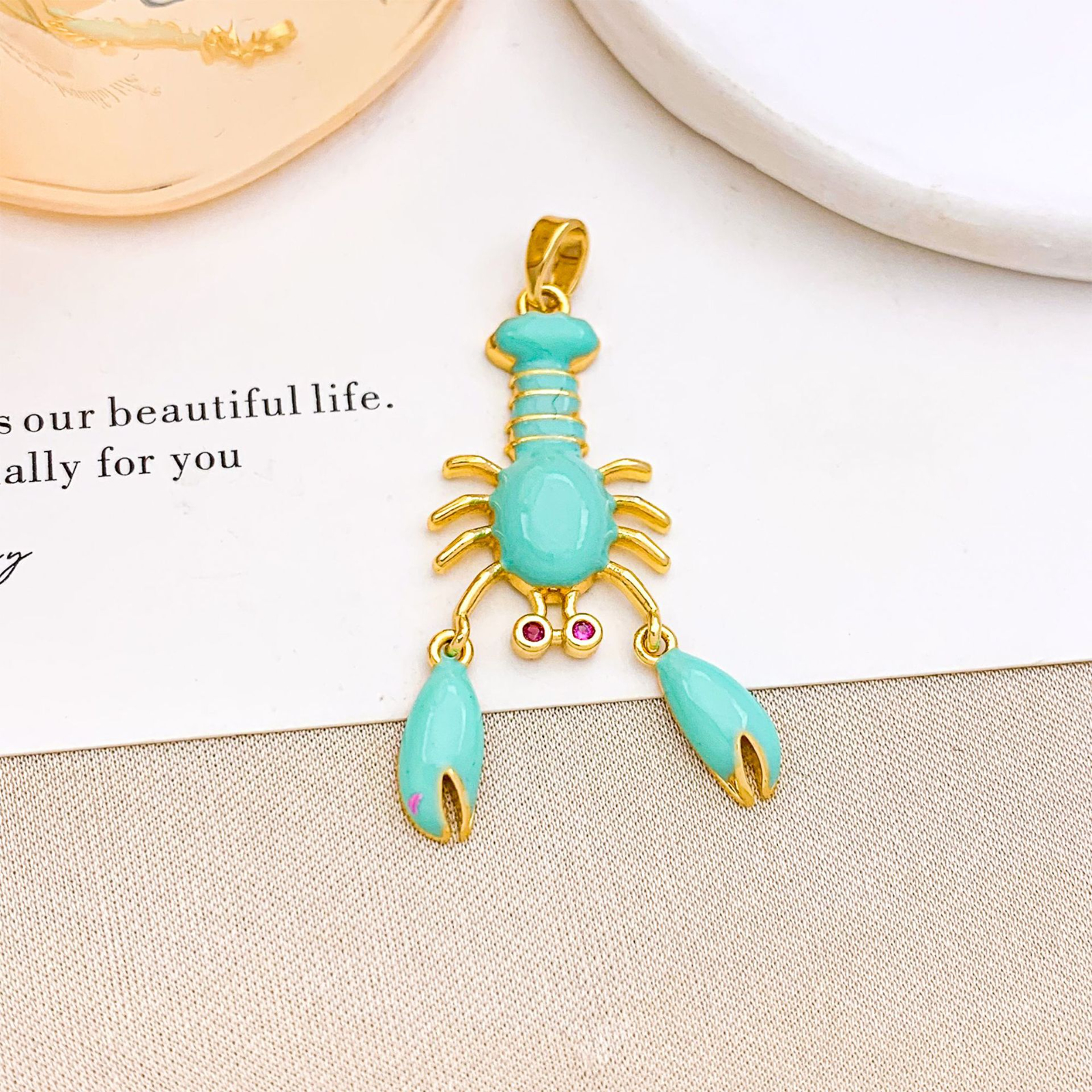 15x33mm light green large lobster pendant gold