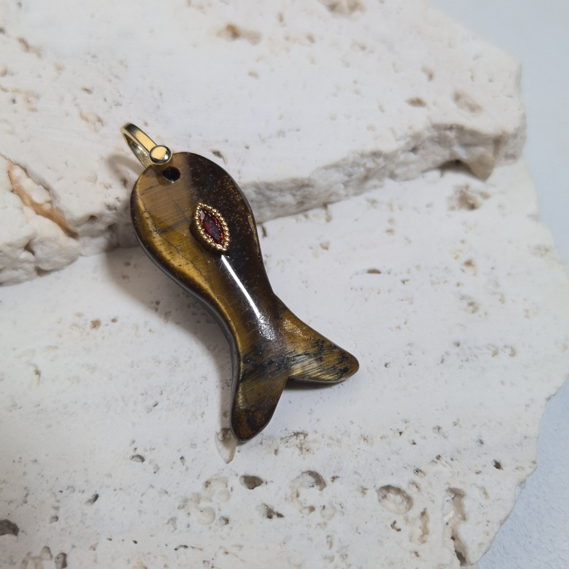 Tiger eye