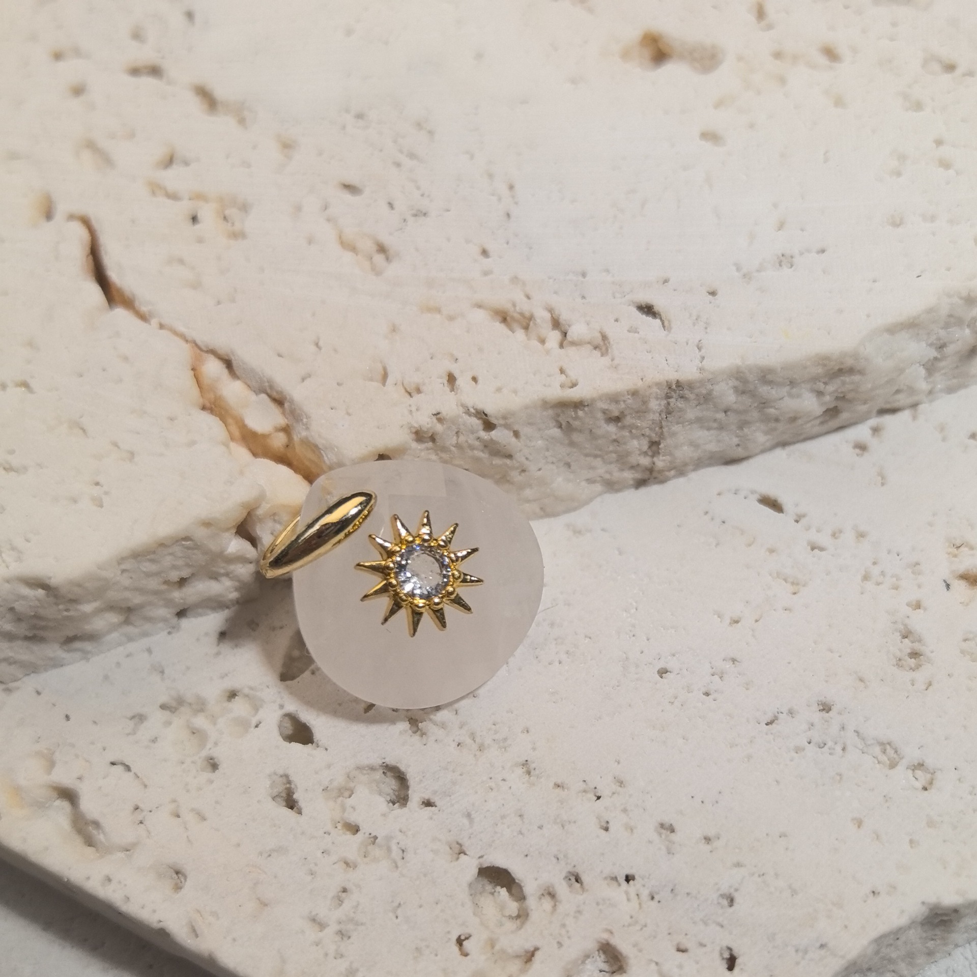 White crystal