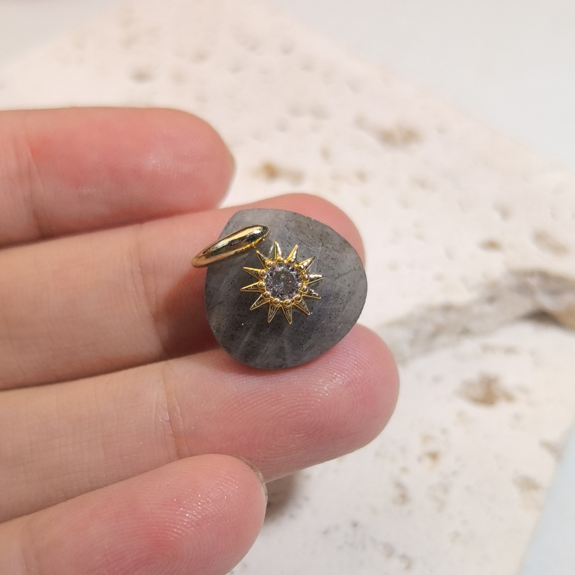 11:labradorite