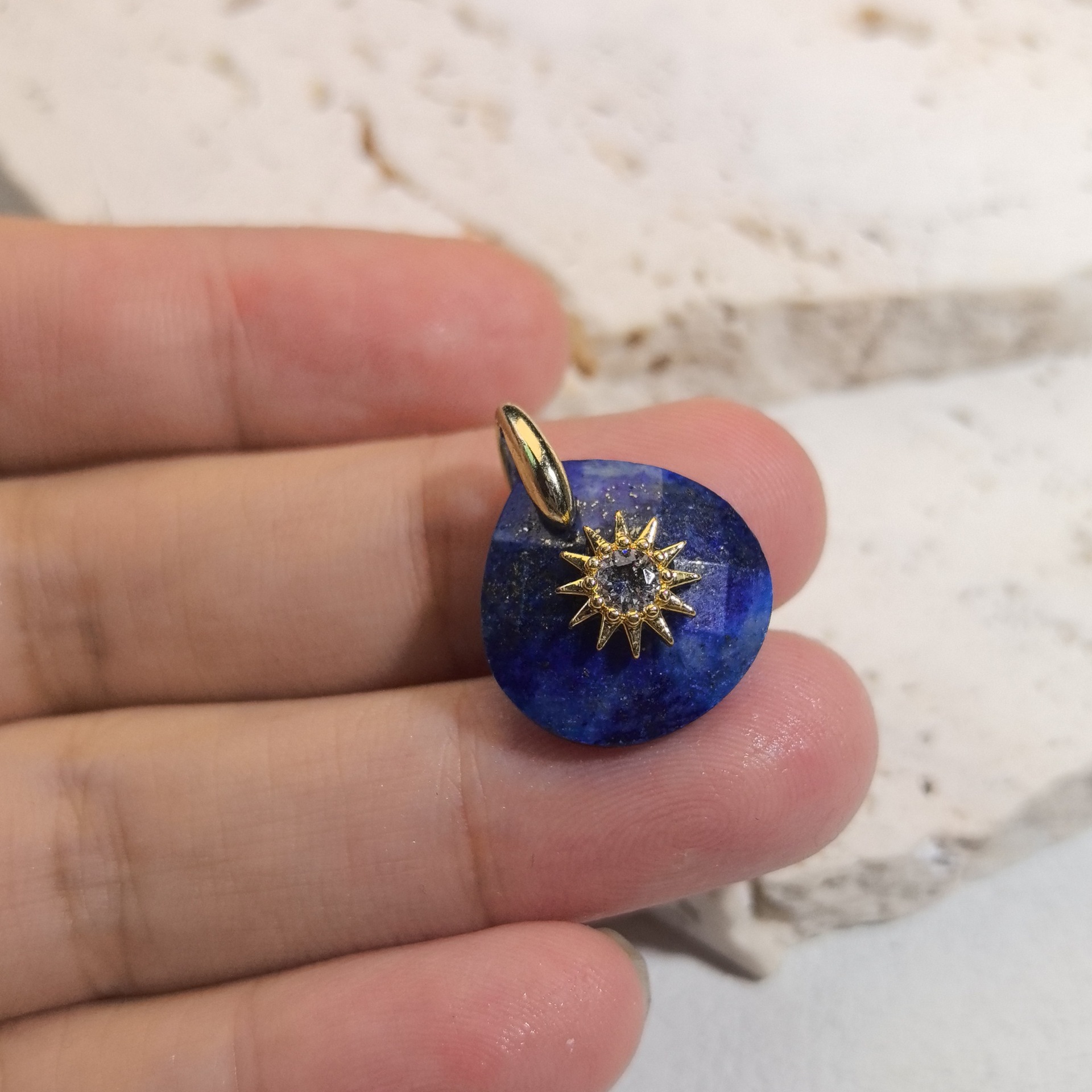 12:Lapis lazuli