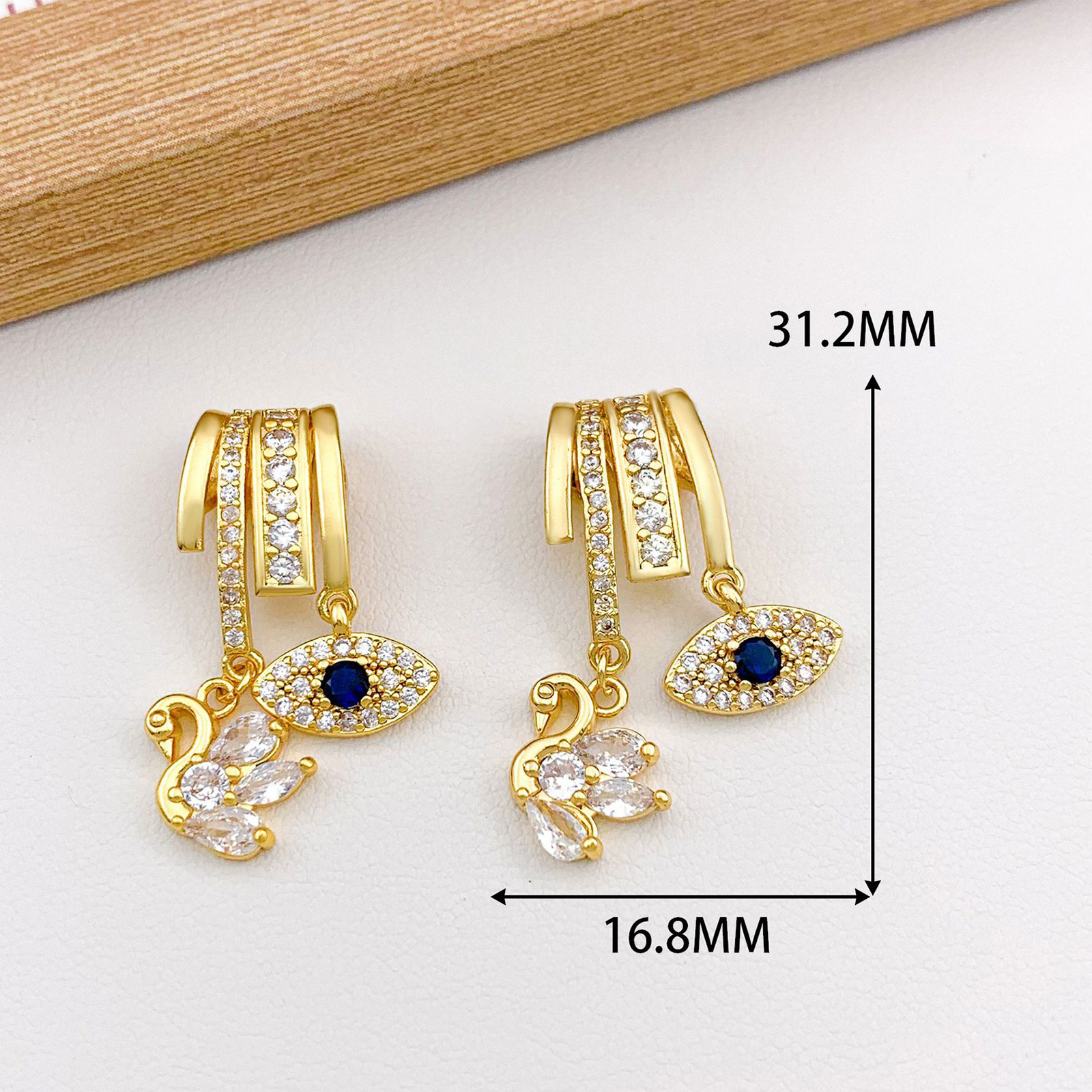 5:Xl3274 swan eyes combination pendant gold