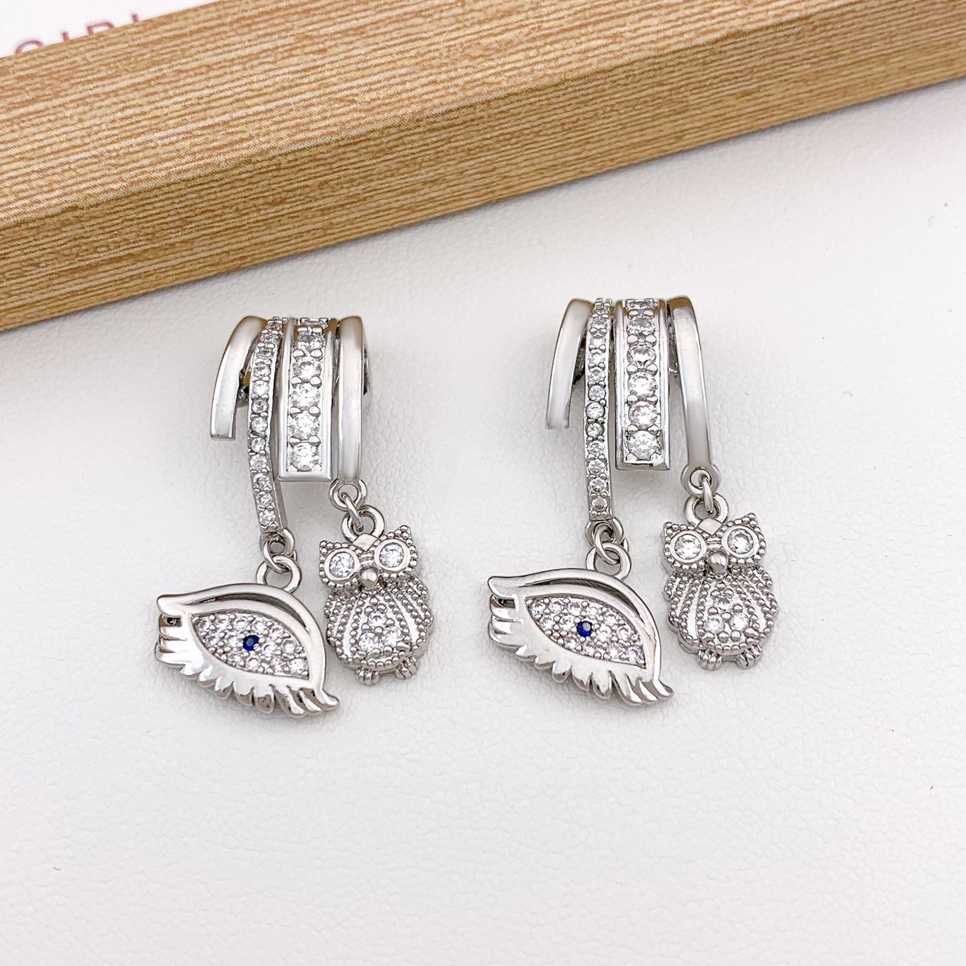 4:Xl3256 eye owl combination pendant silver