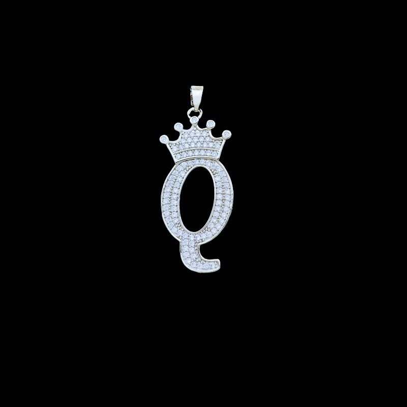 43:Xl348 crown letter q pendant silver