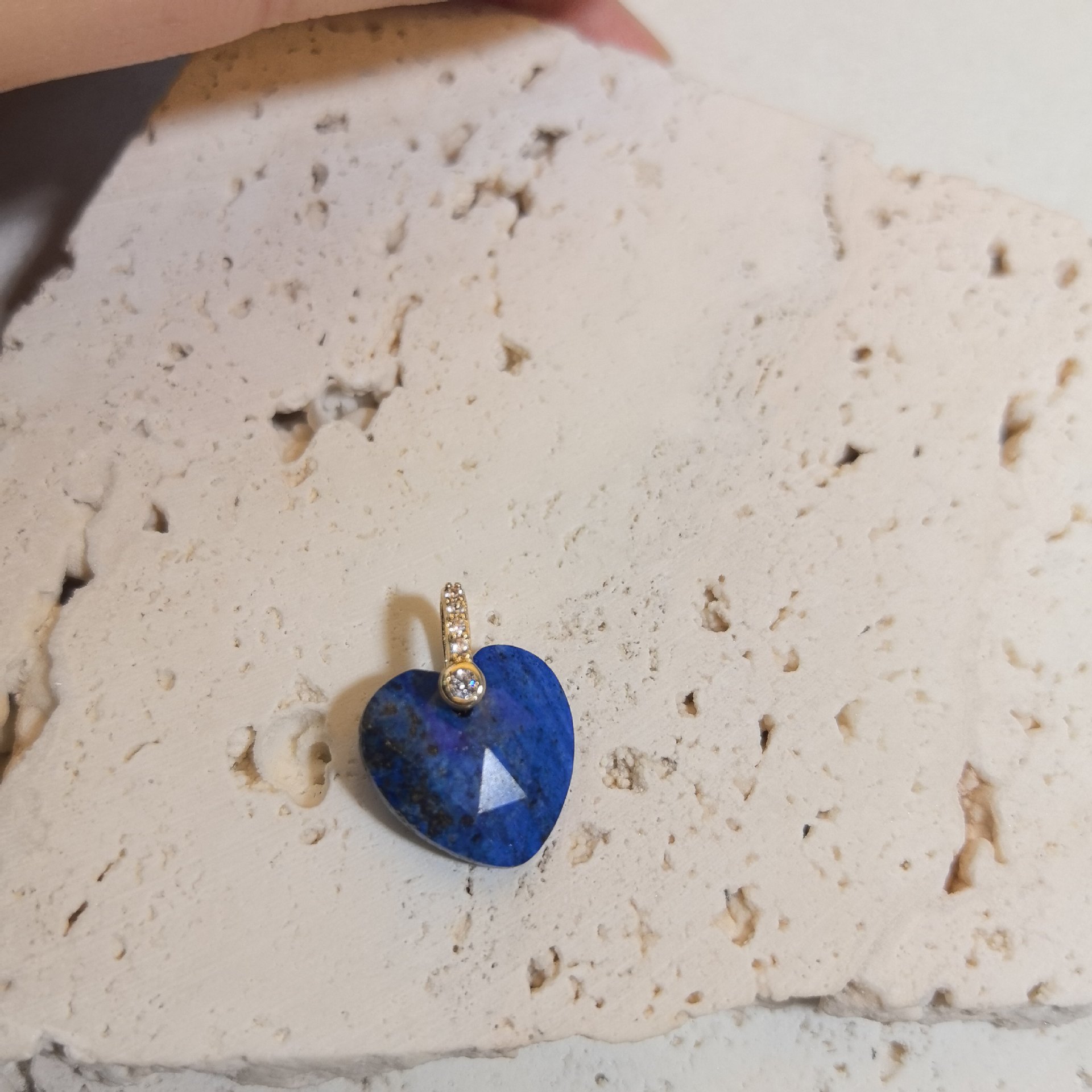 11:Lapis lazuli