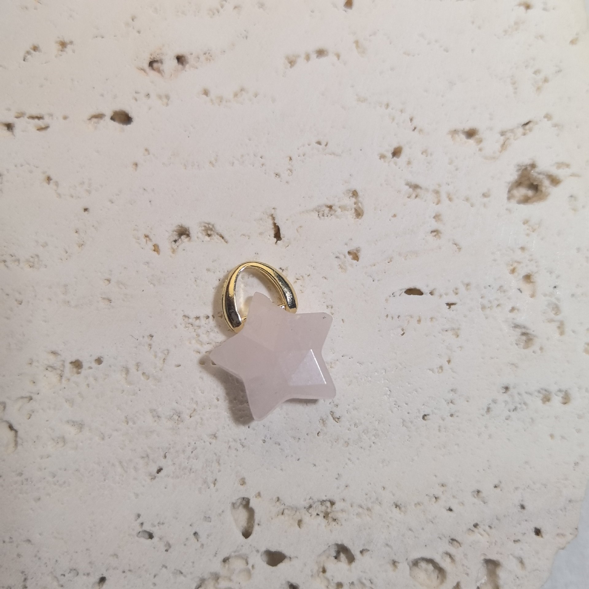 2:Rose quartz
