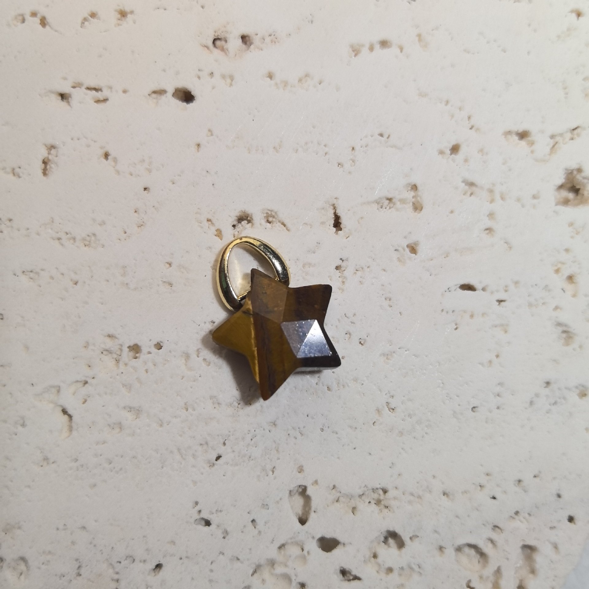 3:Tiger eye stone