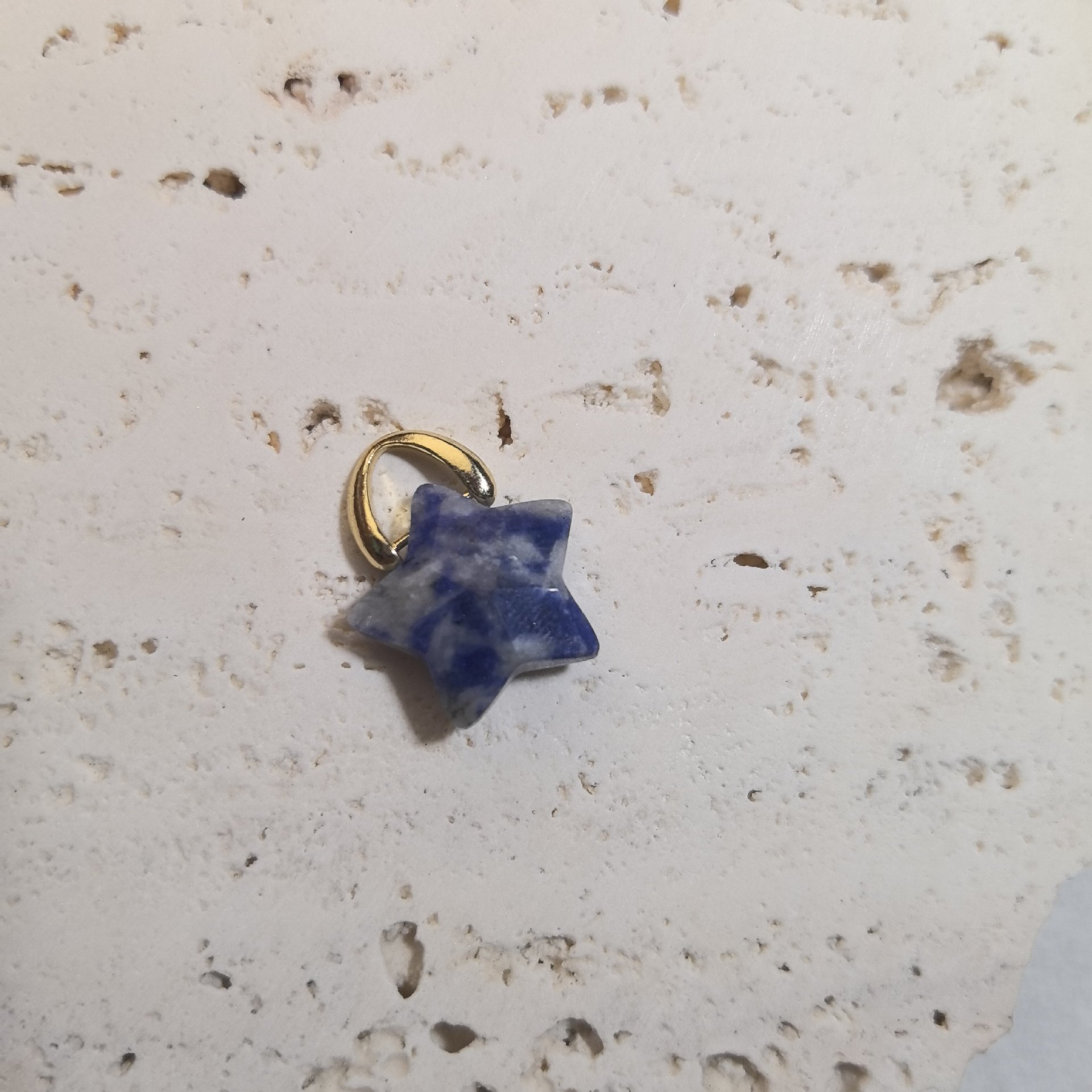 9:Blue point stone